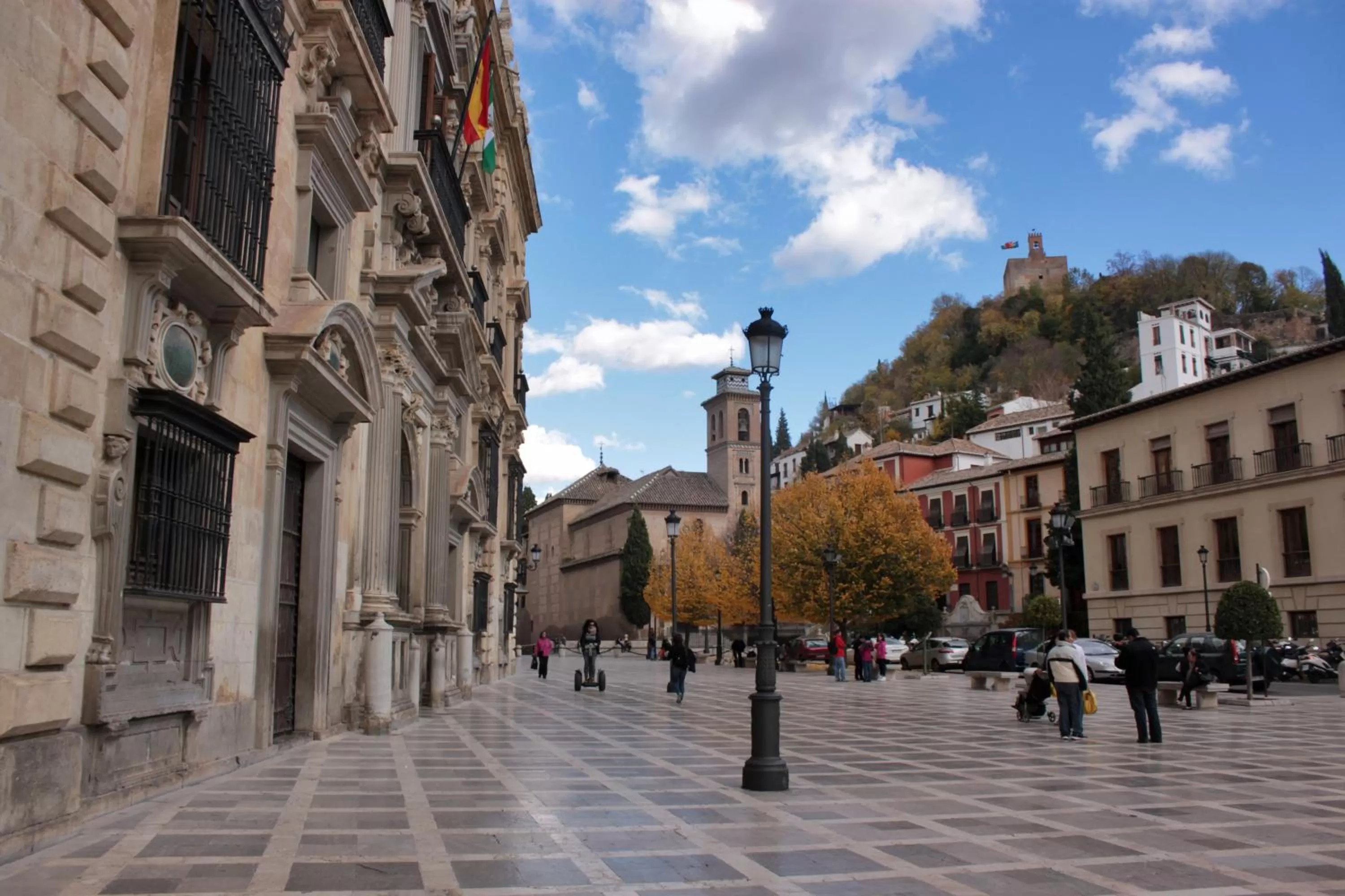 Nearby landmark in Suite Comares