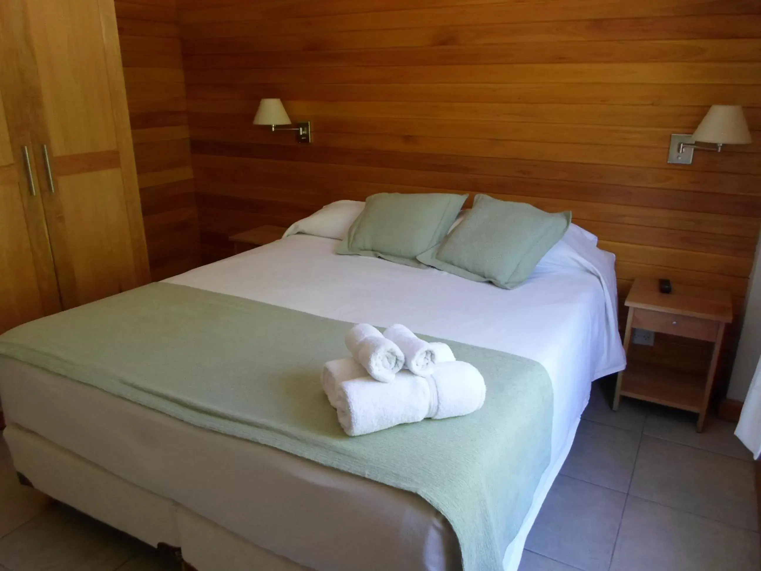 One-Bedroom Apartment (4 Adults) in Apart Hotel Robles del Sur One-Bedroom Apartment (4 Adults) in Apart Hotel Robles del Sur