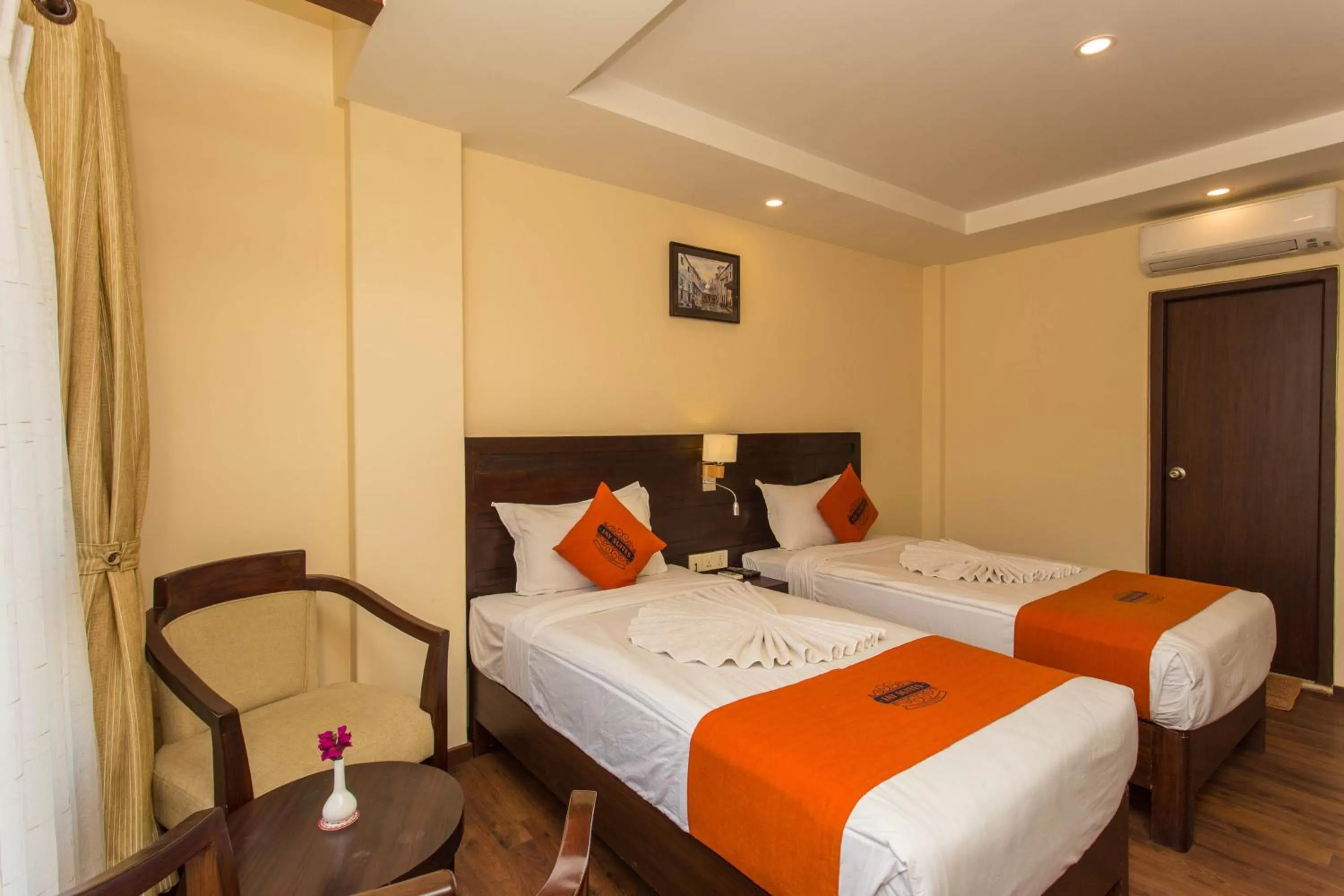 Bedroom, Bed in Hotel Jay Suites