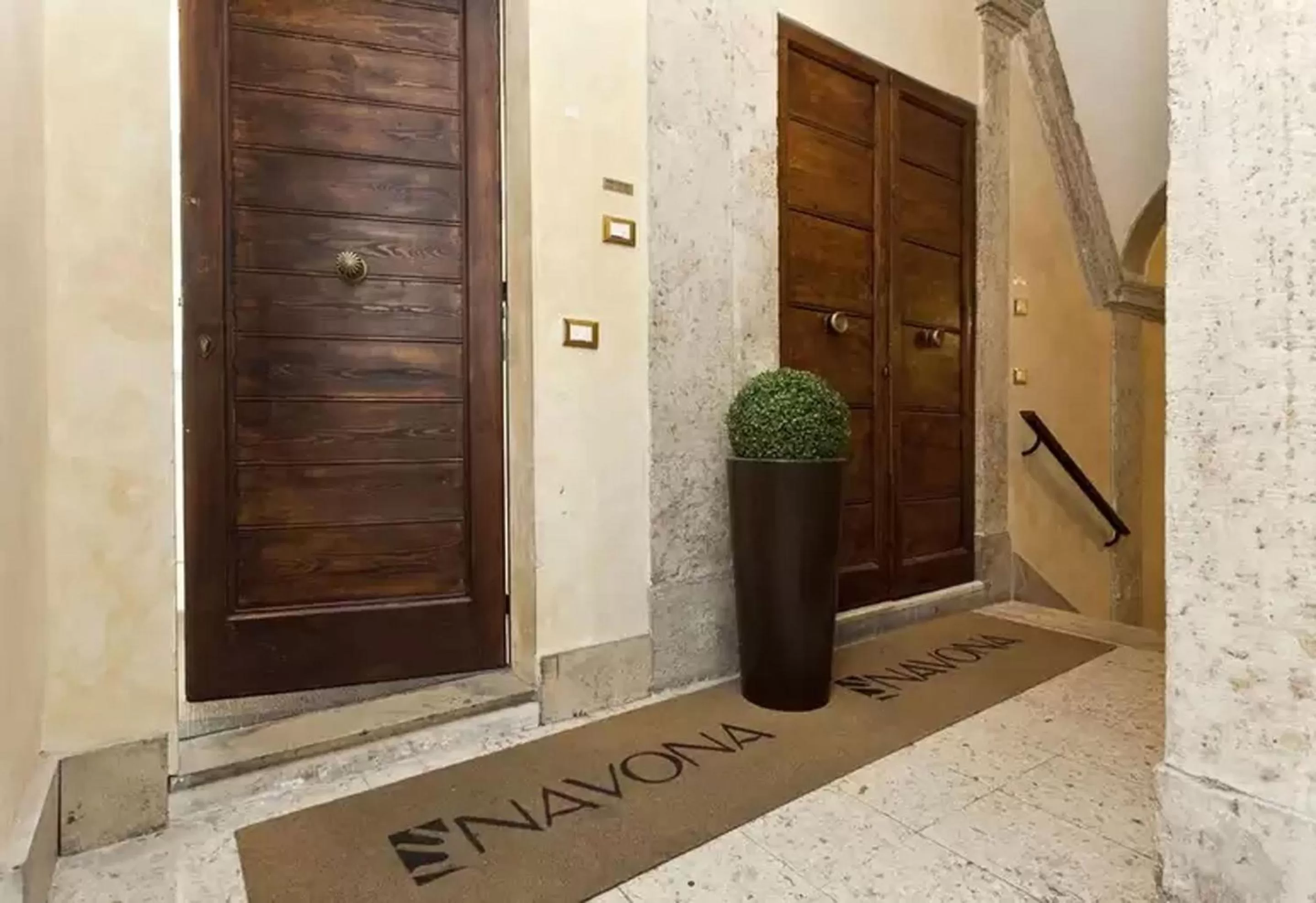 Facade/entrance in Navona Stay