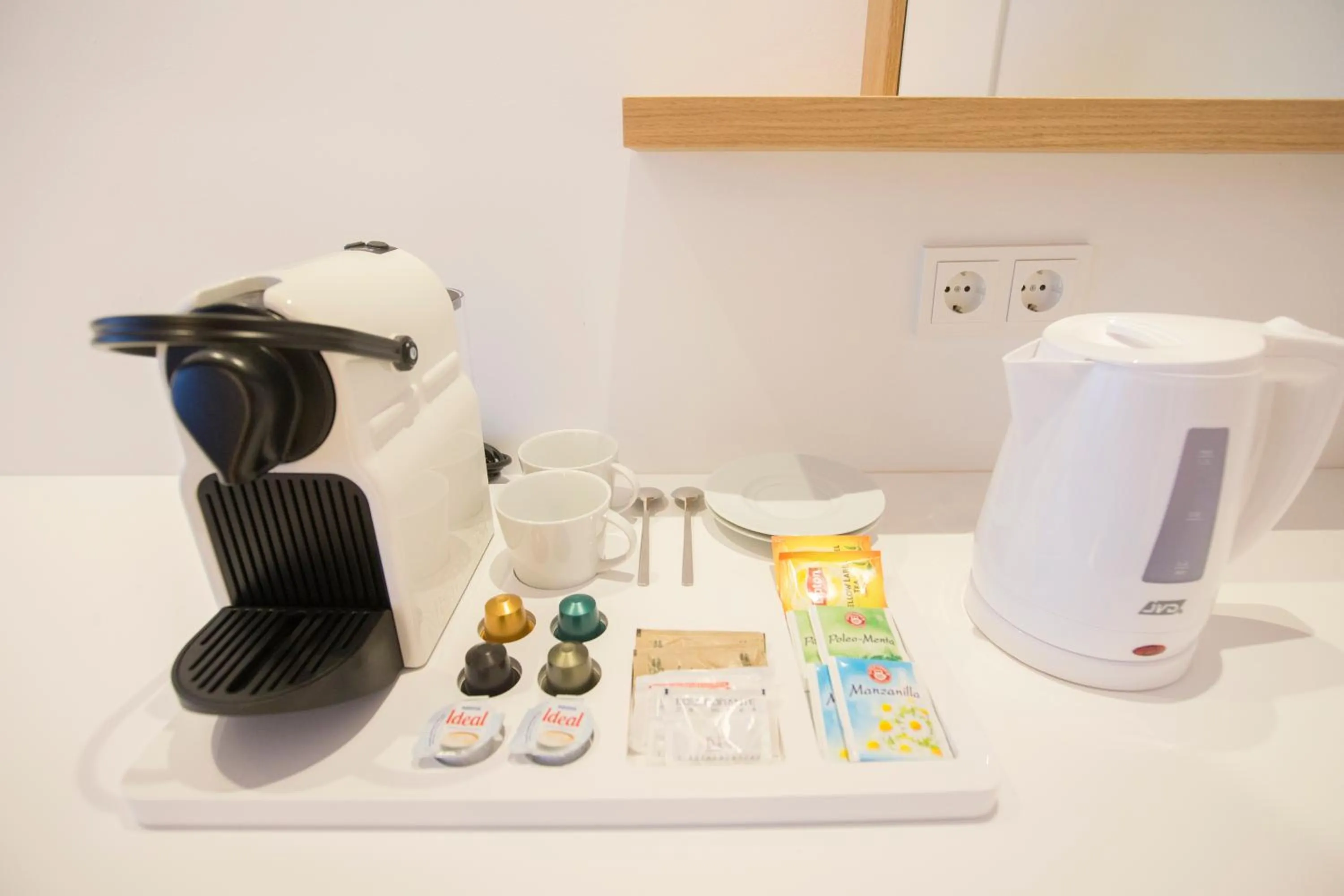 Coffee/tea facilities in Hotel Anfora Ibiza