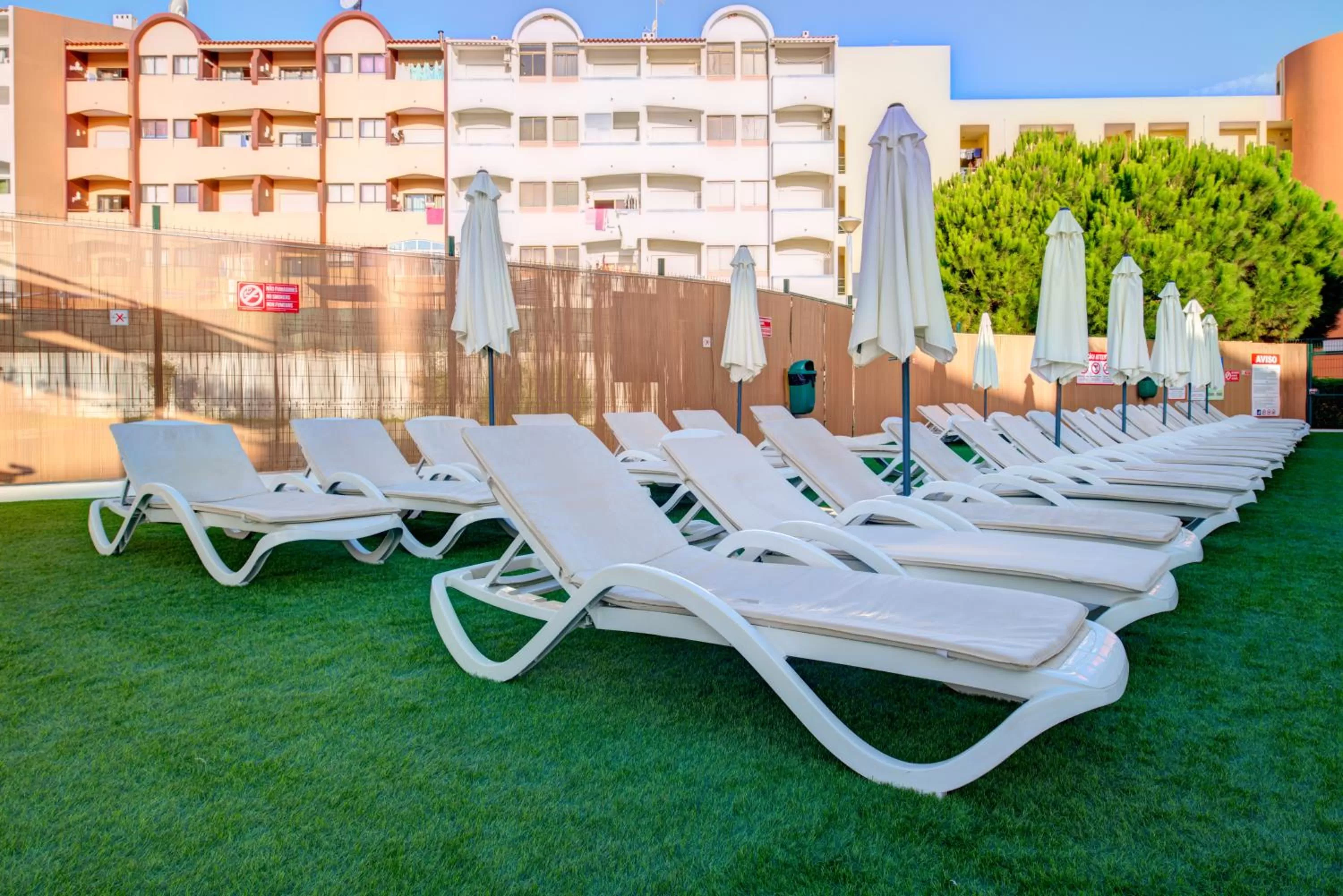 Area and facilities in Choromar Apartments