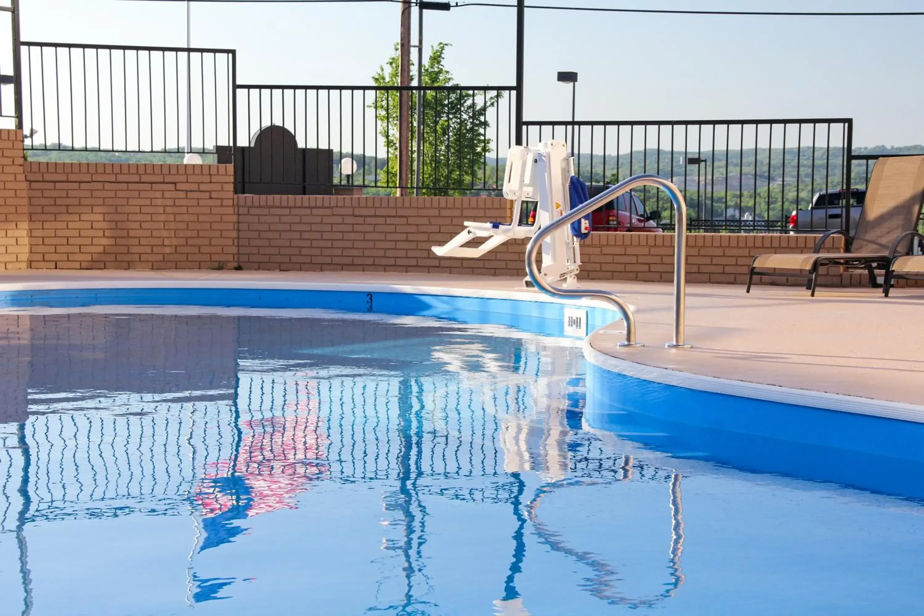 Swimming Pool in Grand View Inn & Suites