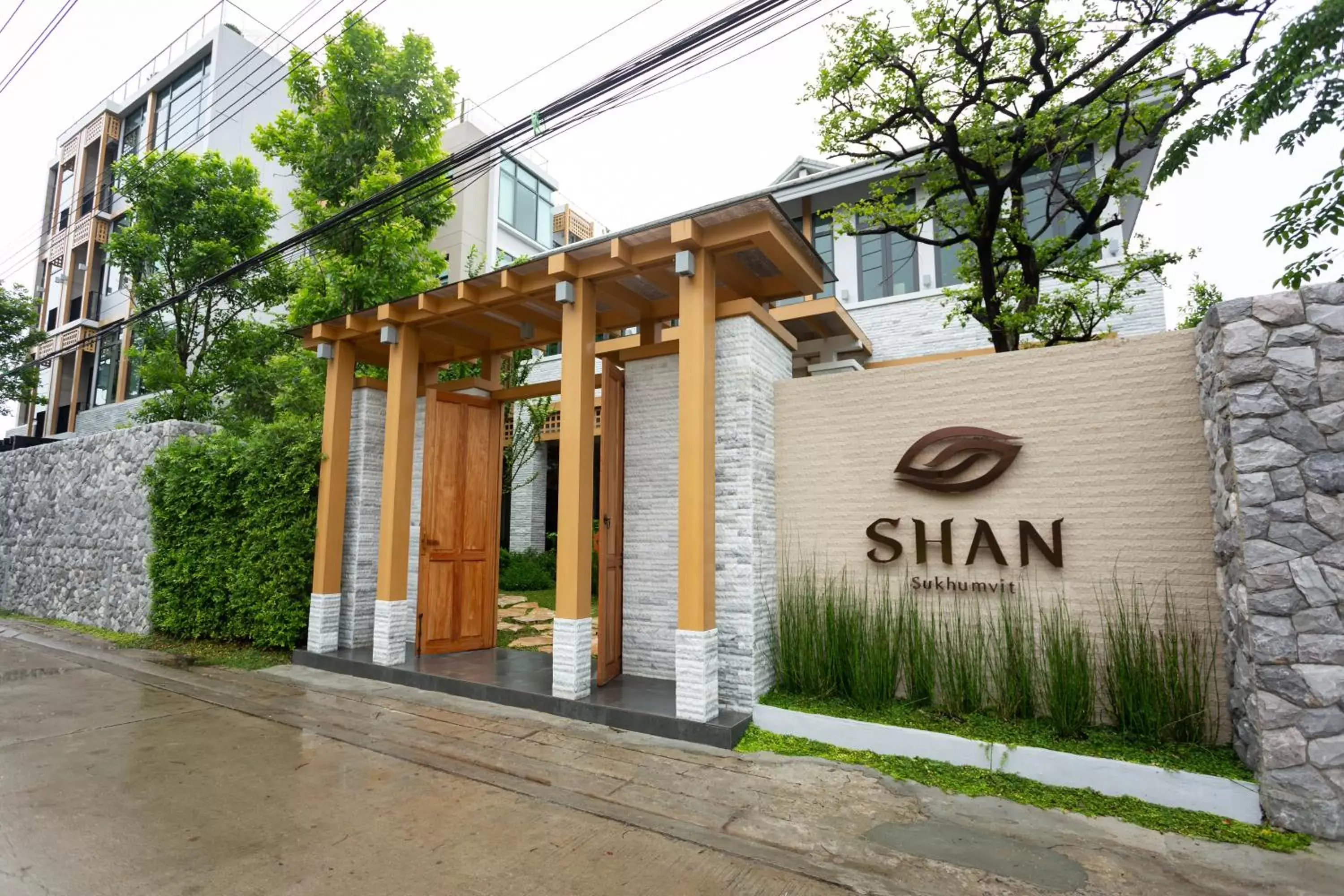Property building in SHAN Villas Sukhumvit Property building in SHAN Villas Sukhumvit