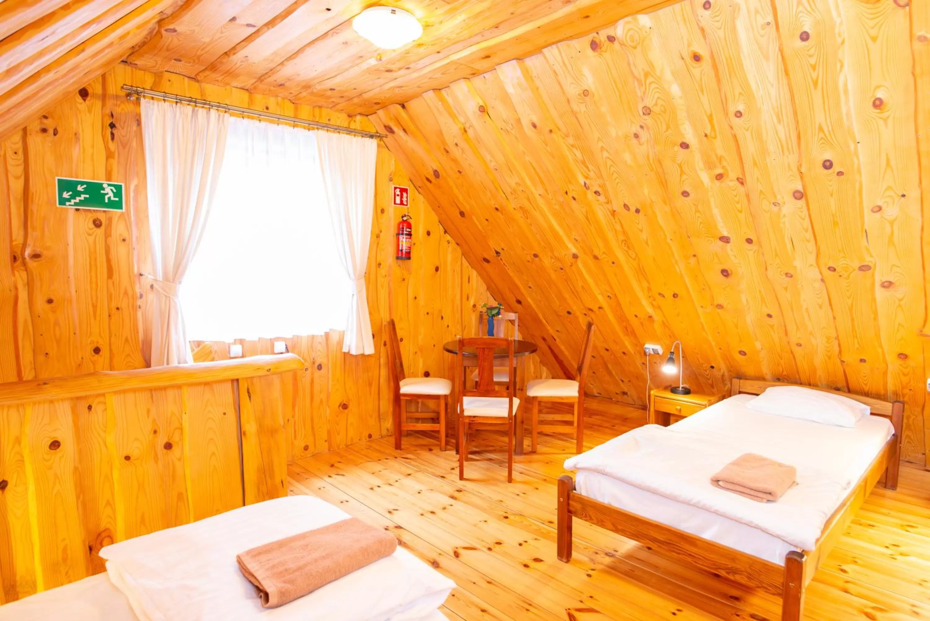 Bed in Gościniec Pięciu Stawów