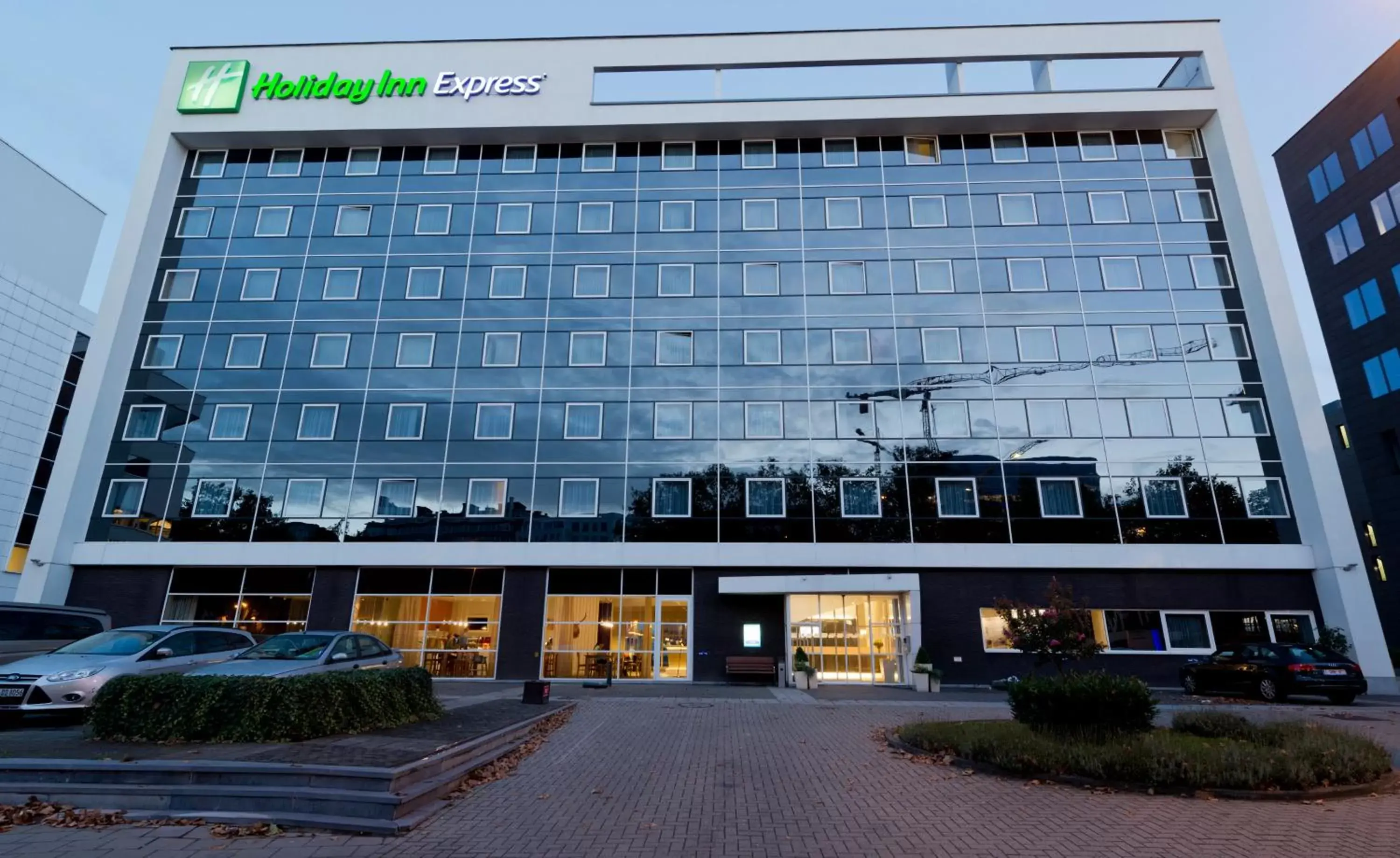 Property Building in Holiday Inn Express Antwerpen City North, an IHG Hotel