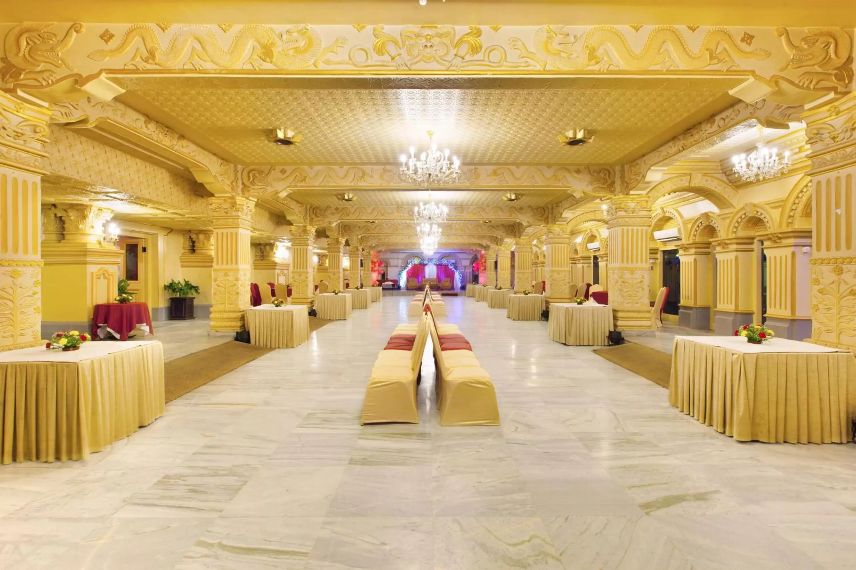 Banquet/Function facilities, Banquet Facilities in Hotel Shanker