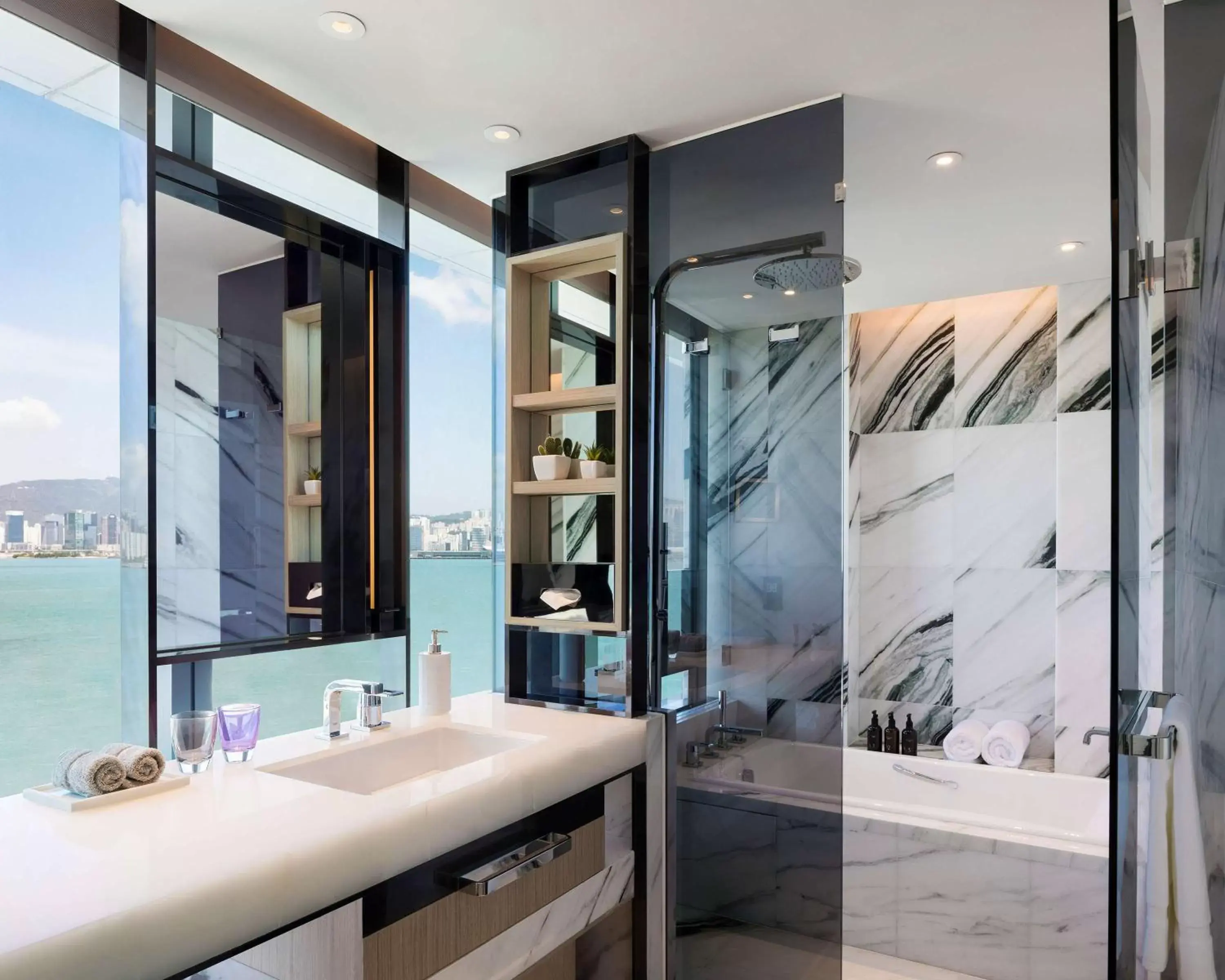 Bathroom in Hyatt Centric Victoria Harbour