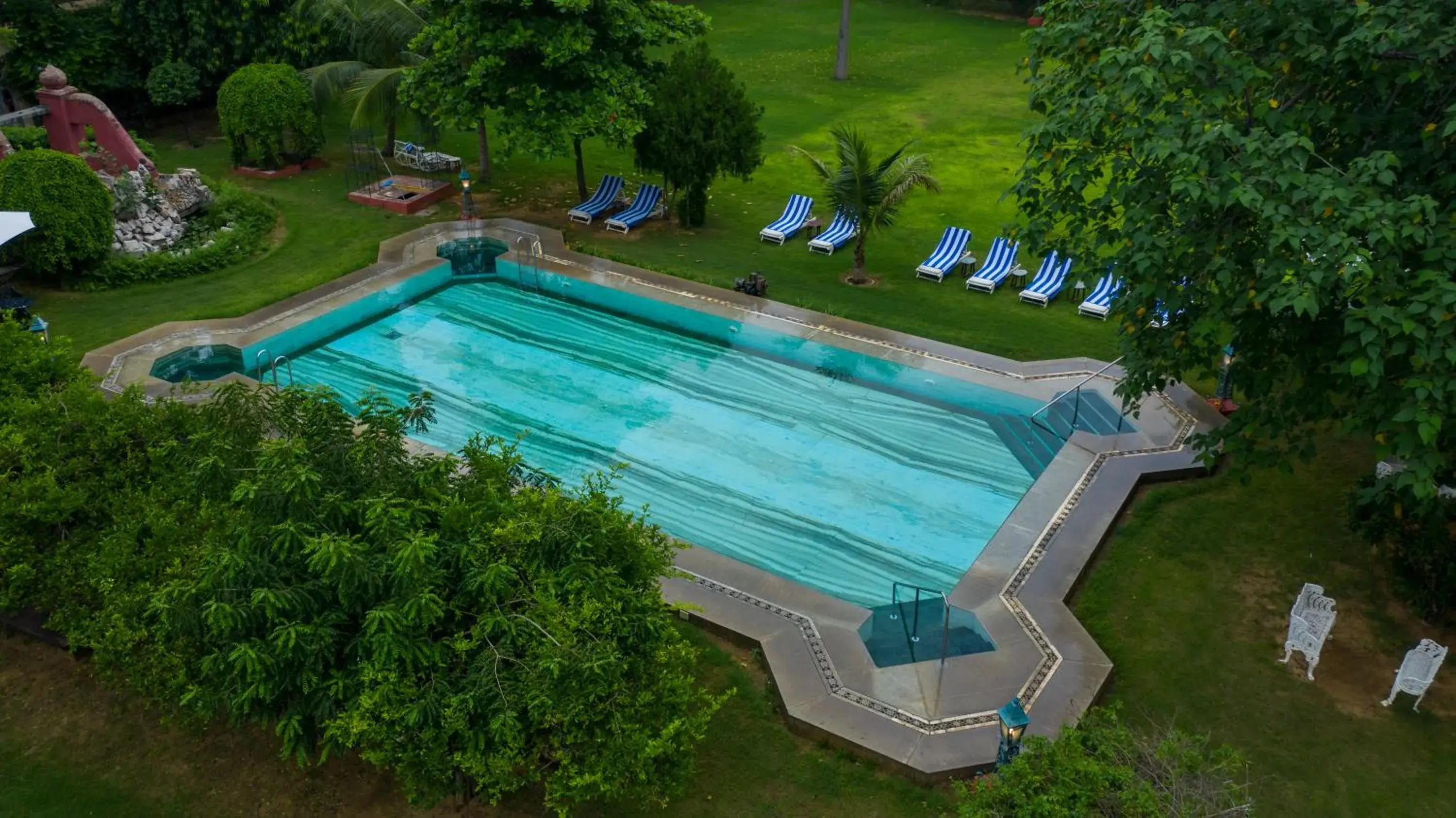 Swimming pool, Pool View in Hotel Narain Niwas Palace