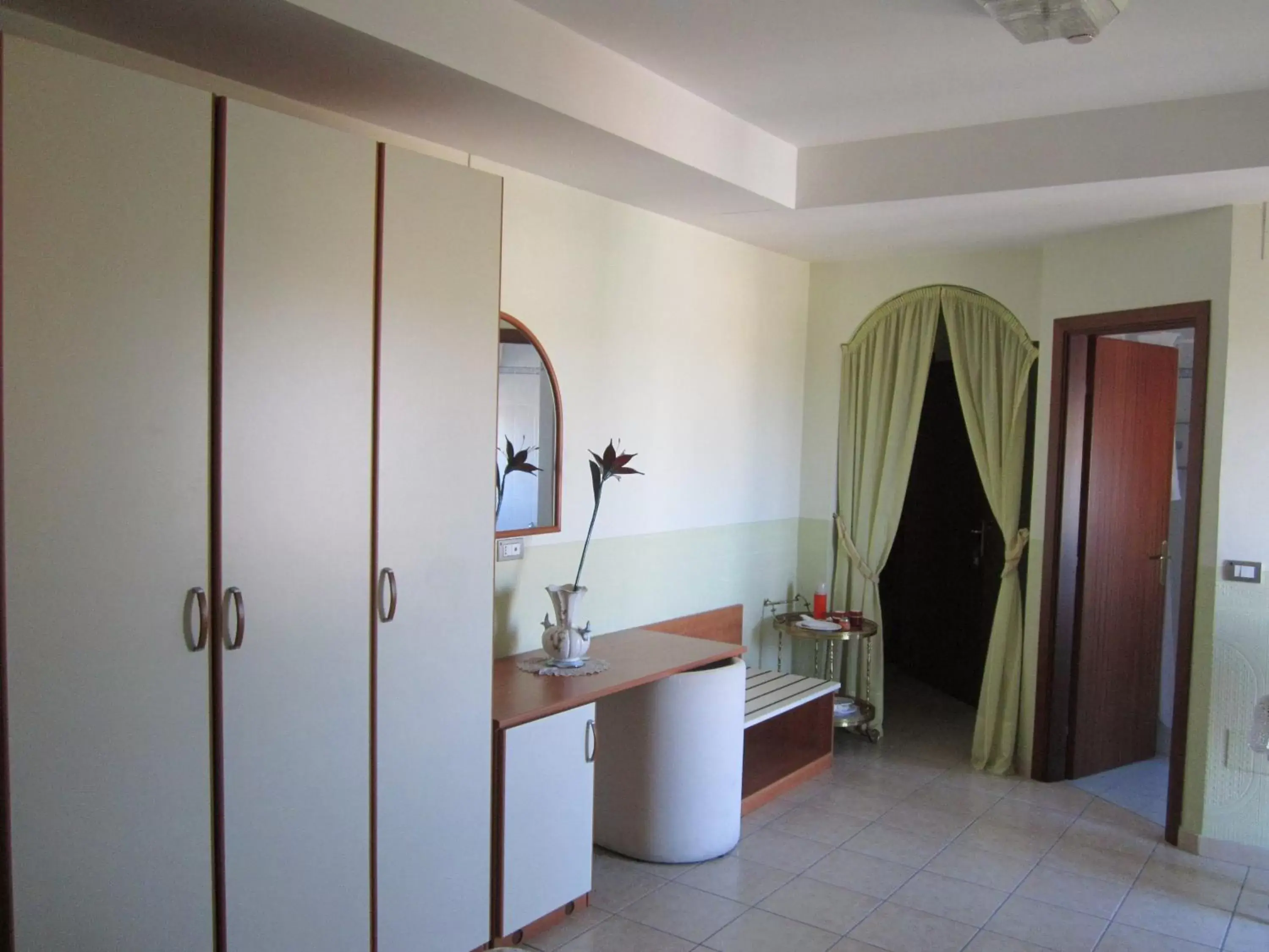 Bedroom, Bathroom in Tourist Hotel