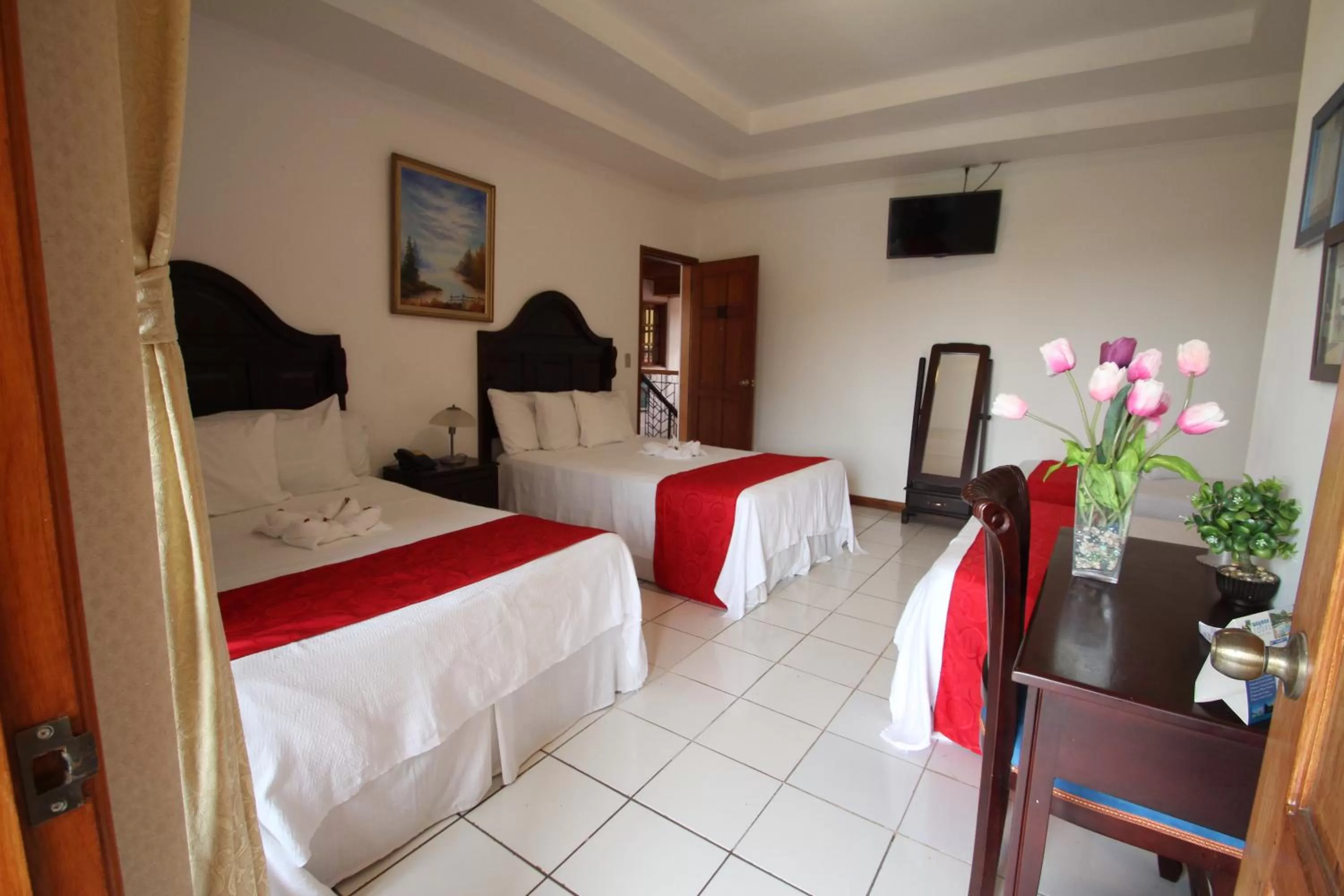 On site, Bed in Hotel Los Pinos