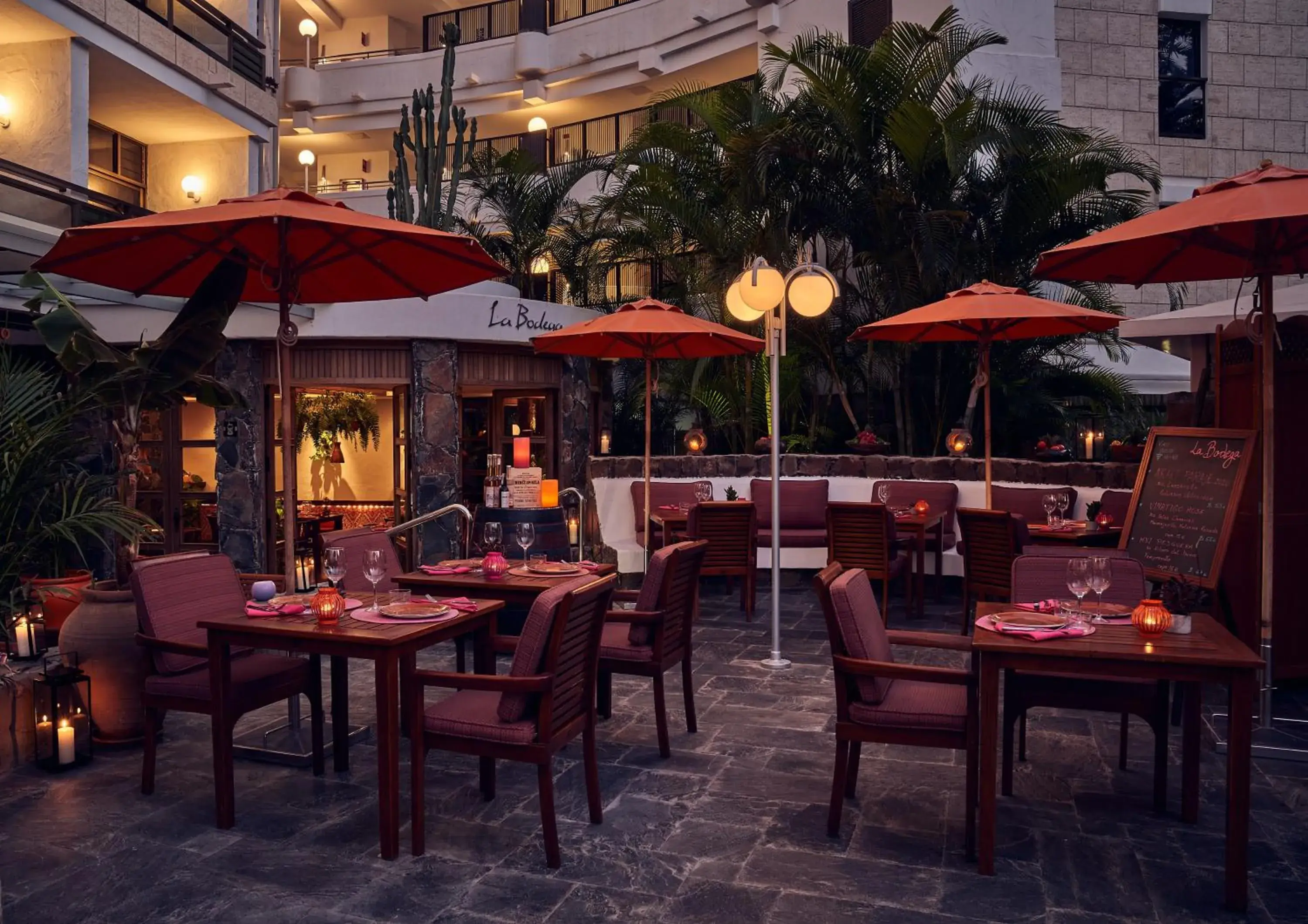 Restaurant/places to eat in Seaside Palm Beach Restaurant/places to eat in Seaside Palm Beach