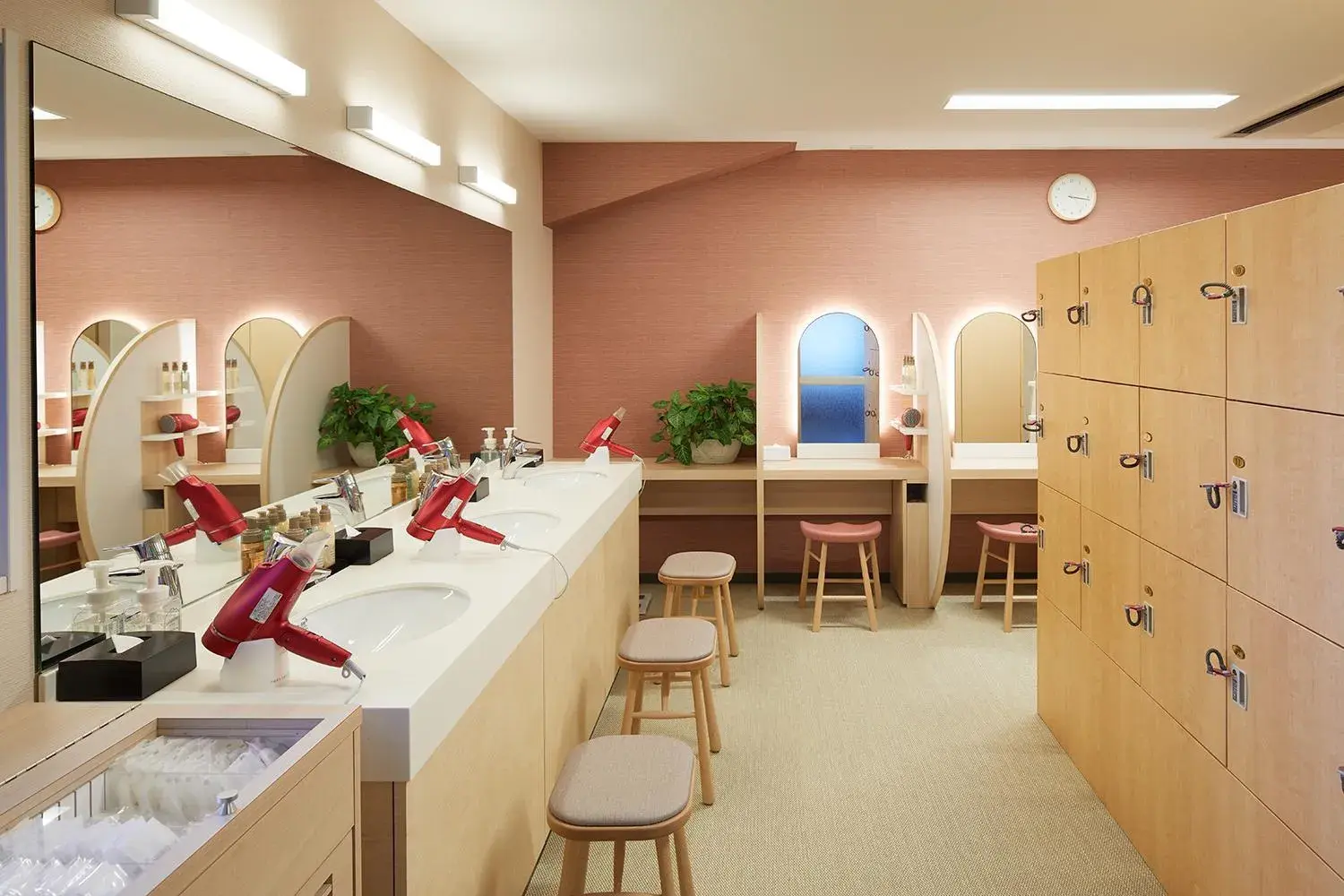 Area and facilities in Almont Hotel Kyoto