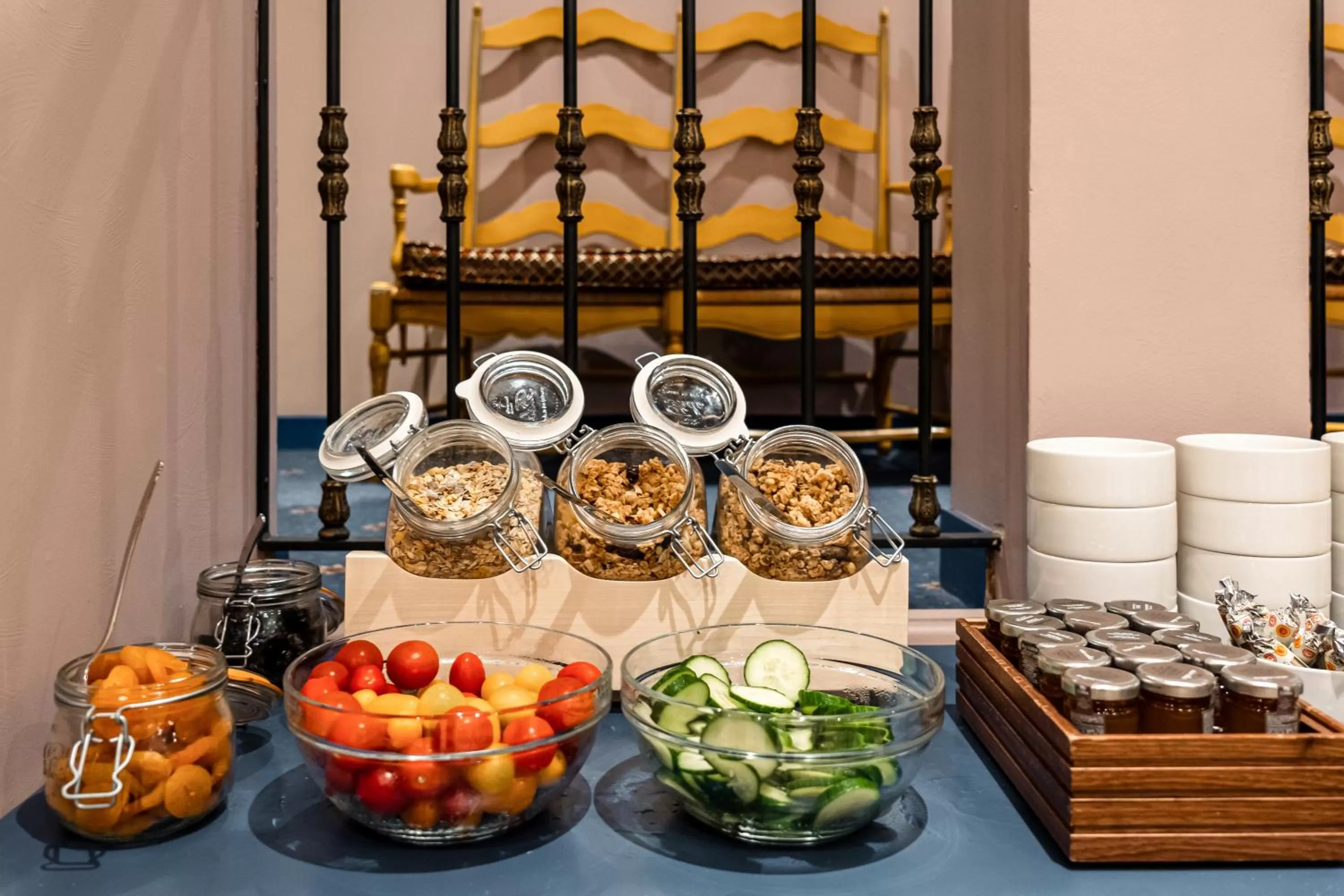 Breakfast in Villa Alessandra