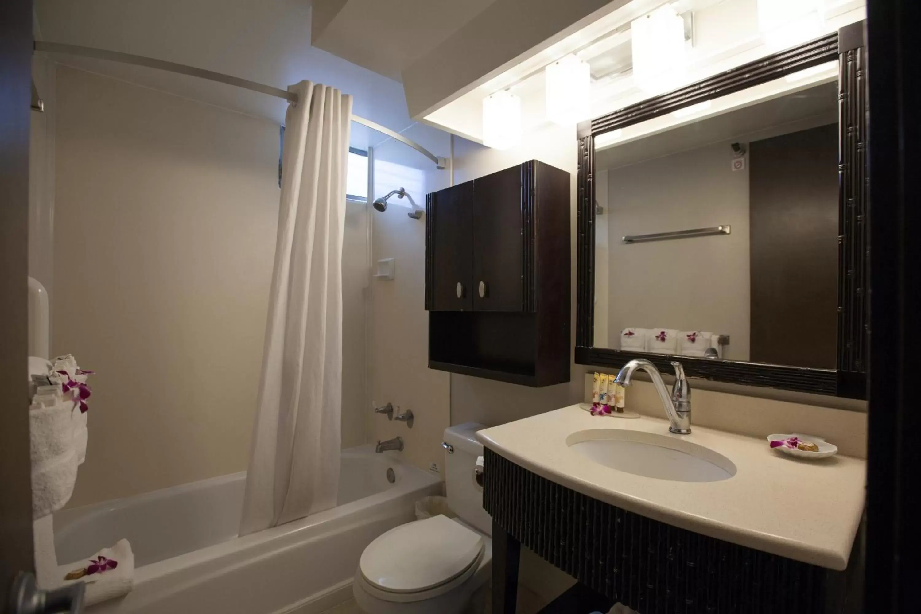 Bathroom in Castle Bamboo Waikiki Hotel