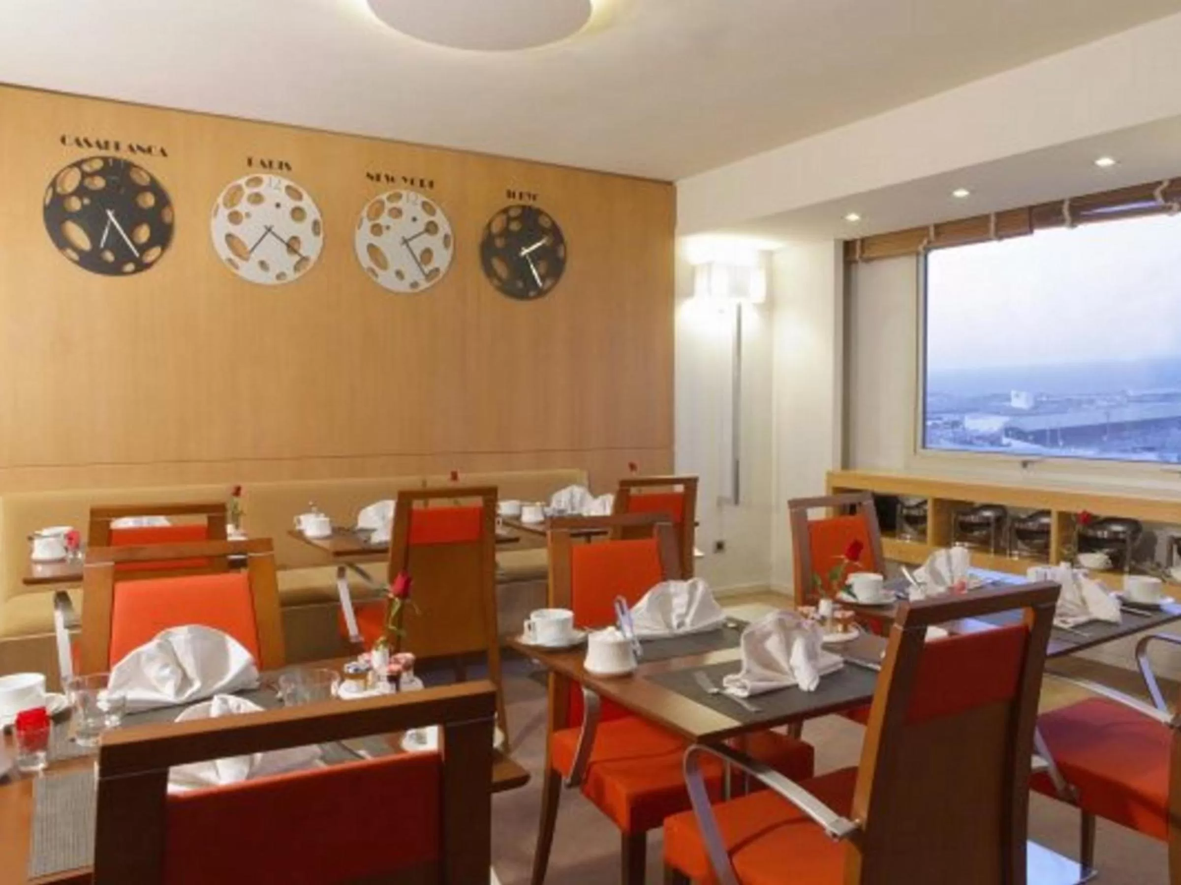 Restaurant/Places to Eat in Hôtel Farah Casablanca