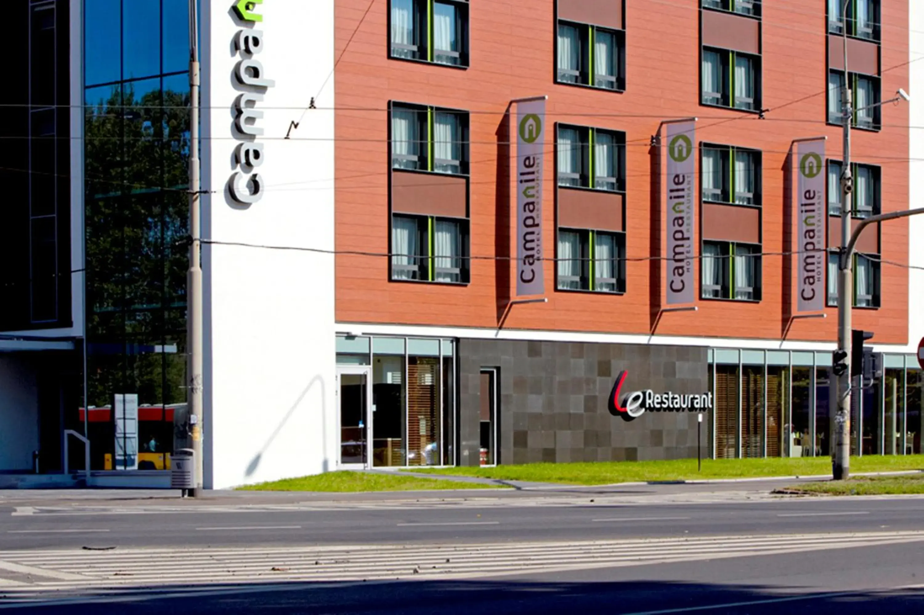 Facade/entrance, Property Building in Campanile Hotel Wroclaw Centrum