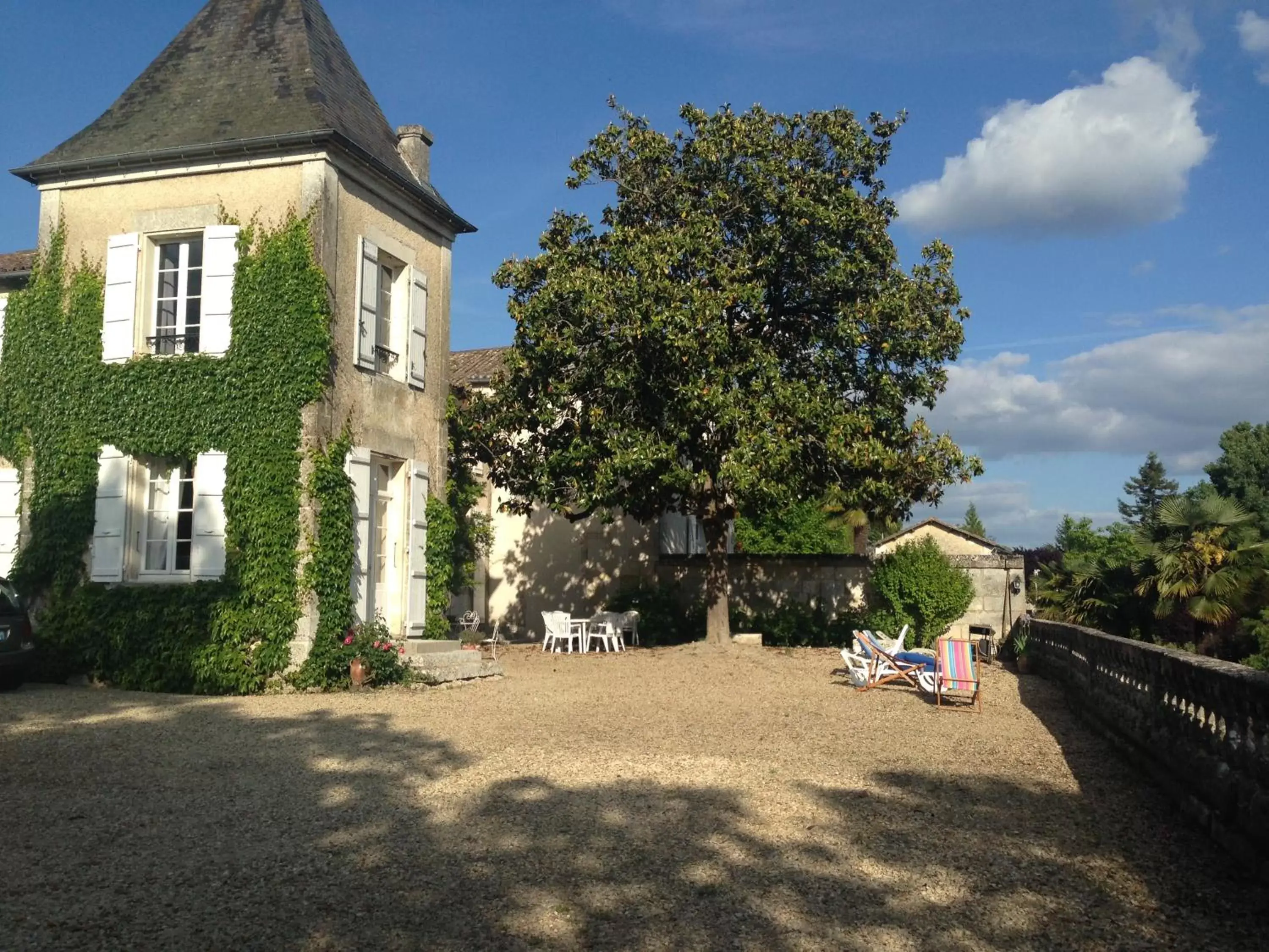 Balcony/Terrace, Property Building in Le Logis De Ruelle