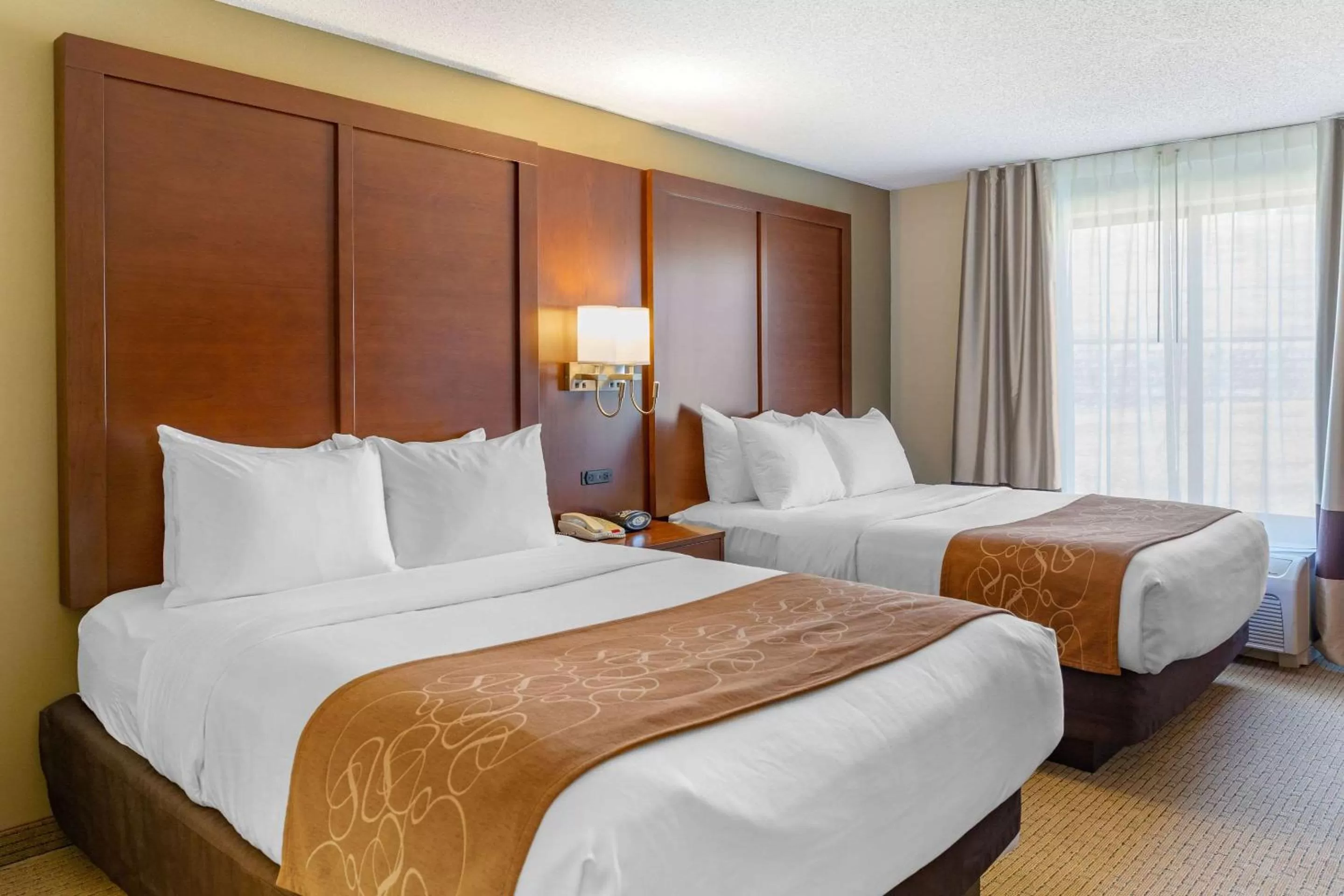 Bedroom, Bed in Comfort Suites Lancaster Amish Country