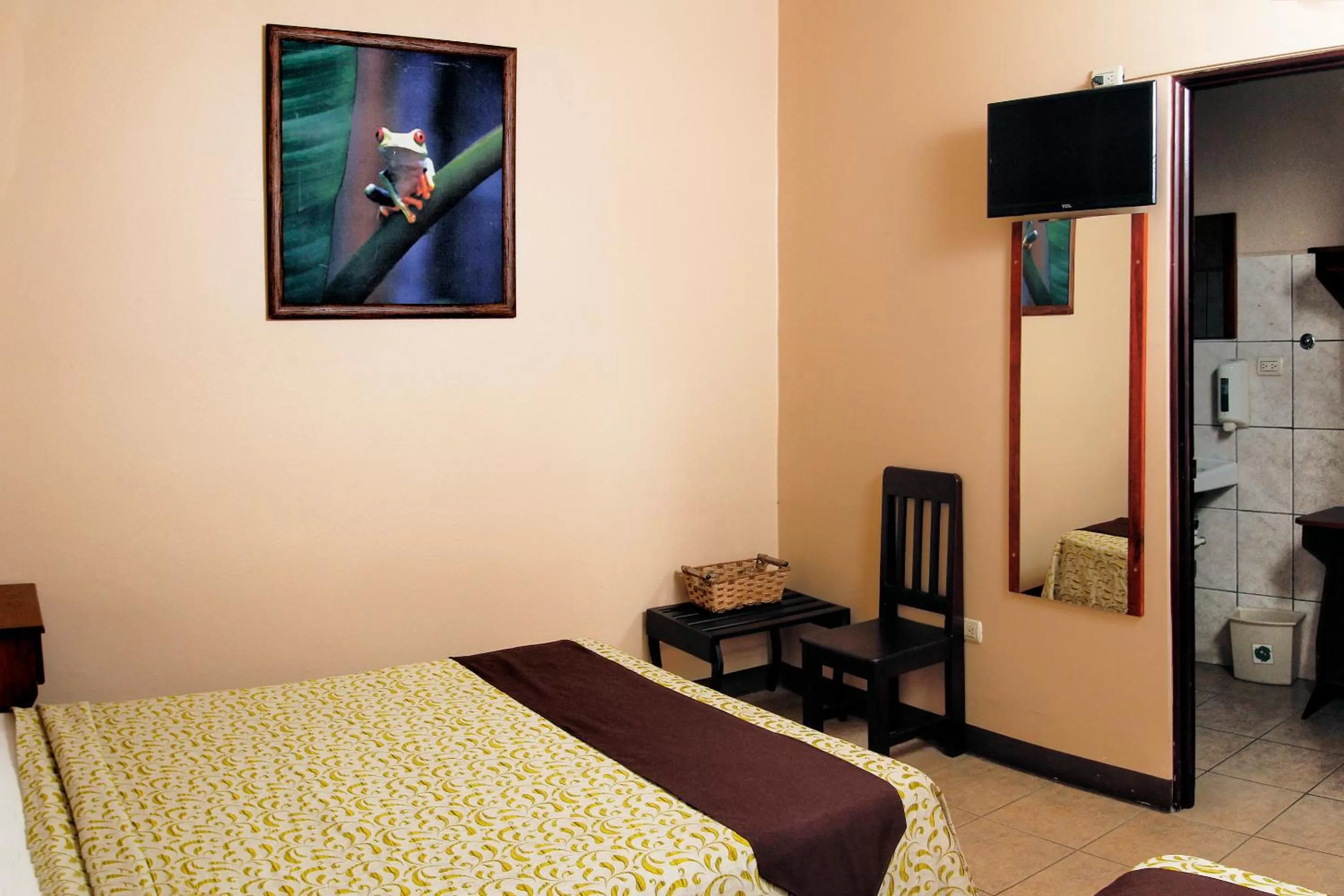 Photo of the whole room, Bed in Hotel Las Colinas