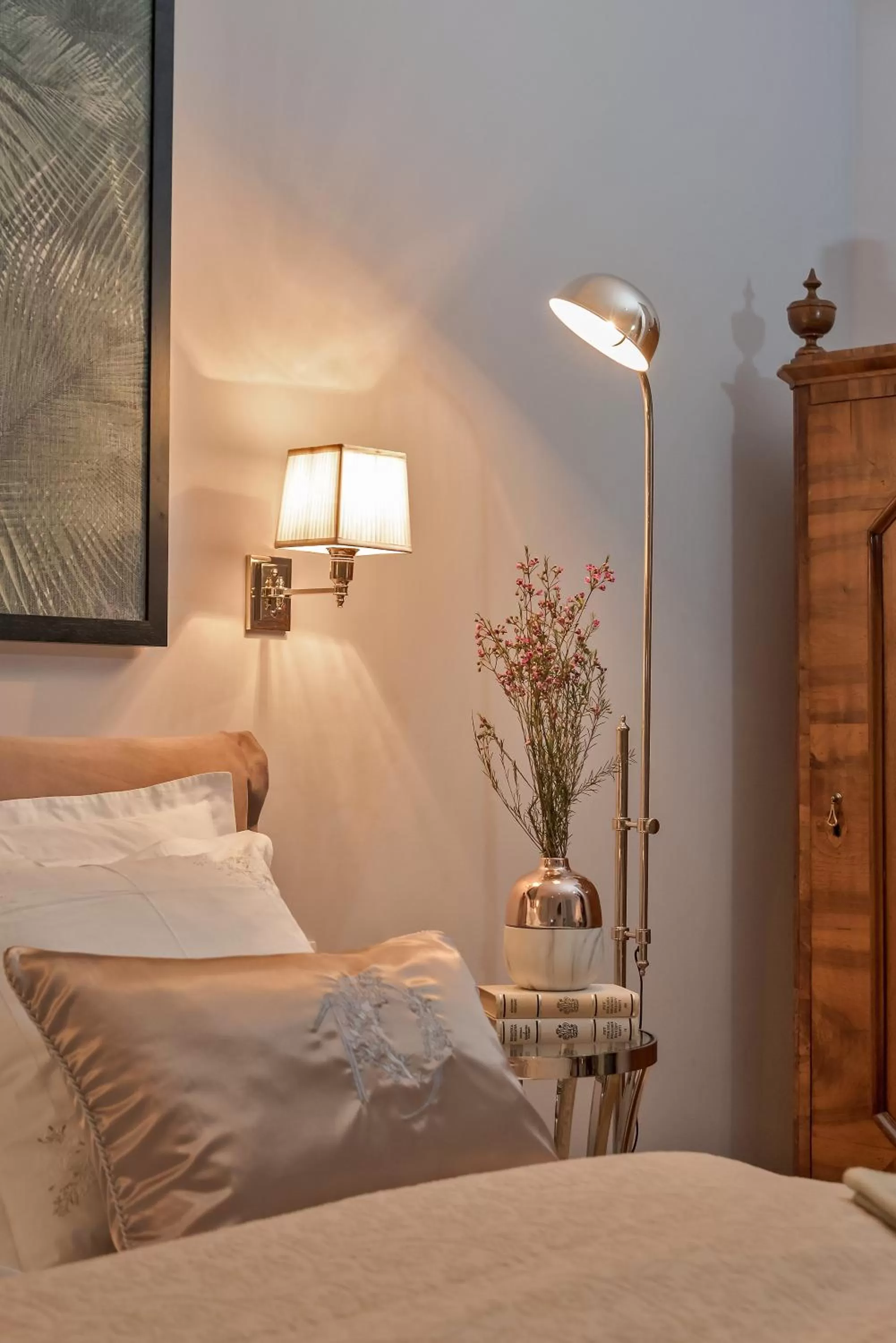 Bed in Heritage Hotel 19