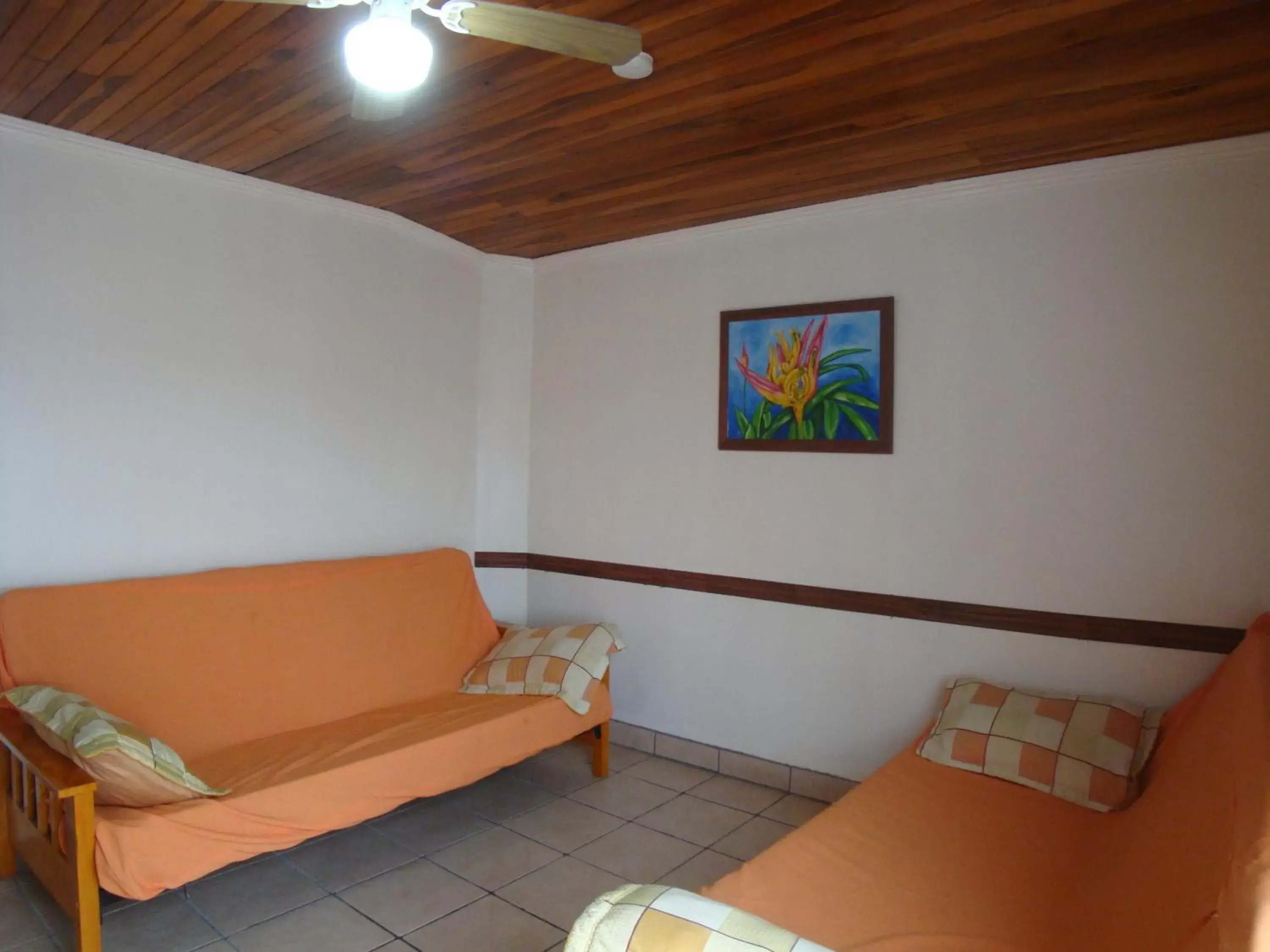 Seating Area in Hotel La Guaria Inn & Suites