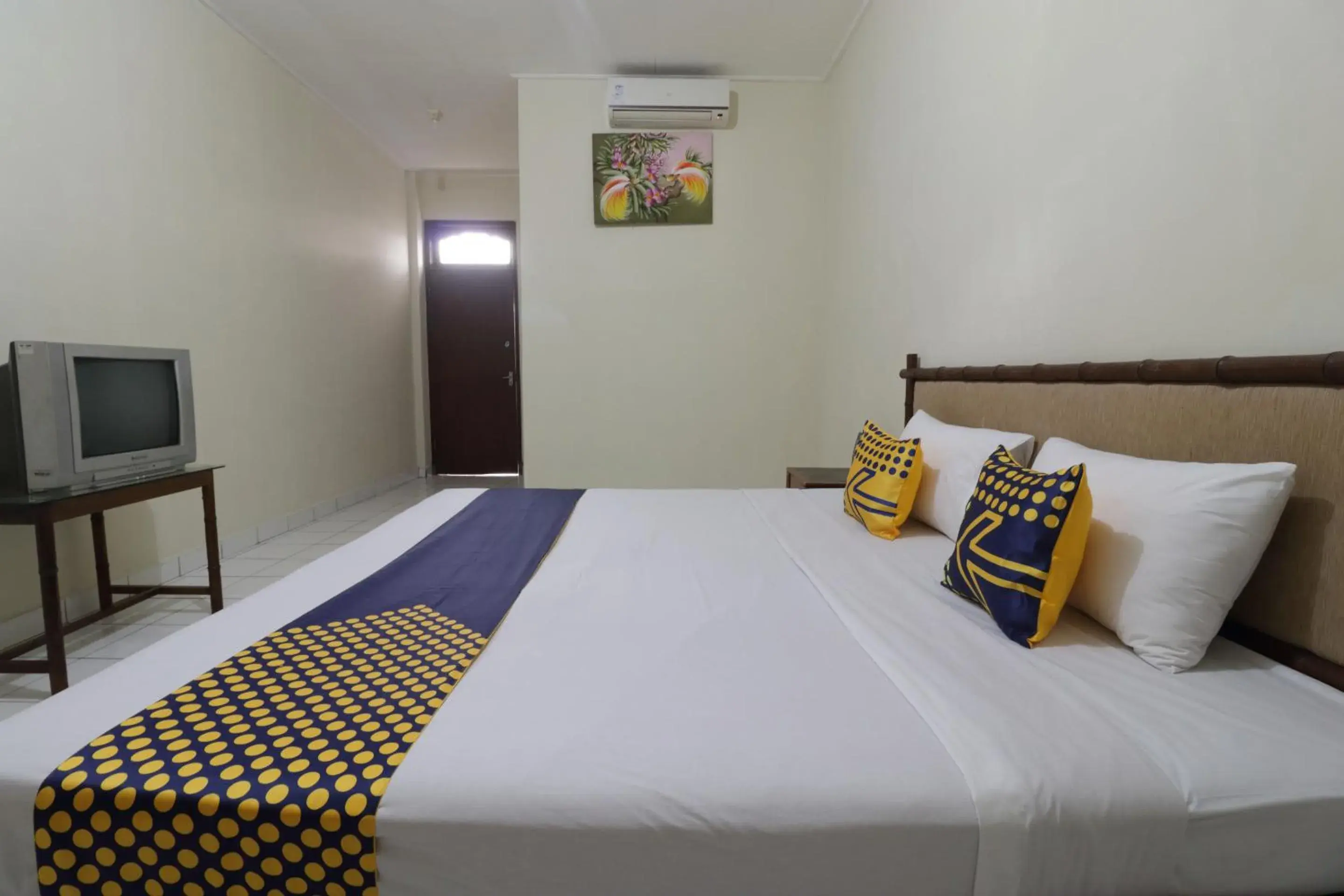 Bedroom, Bed in SPOT ON 2426 Hotel Aget Jaya Ii