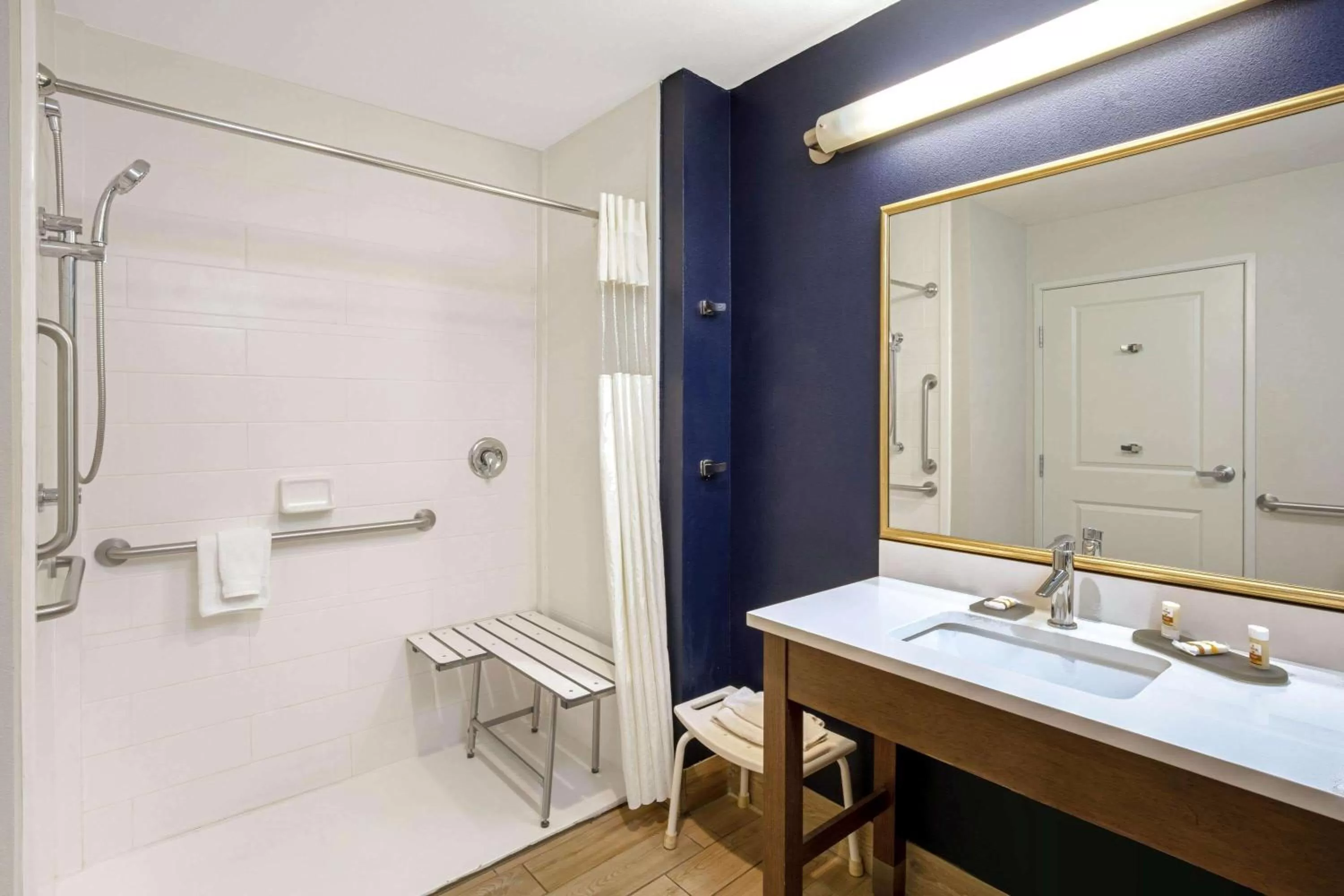 Shower in La Quinta by Wyndham Kingman