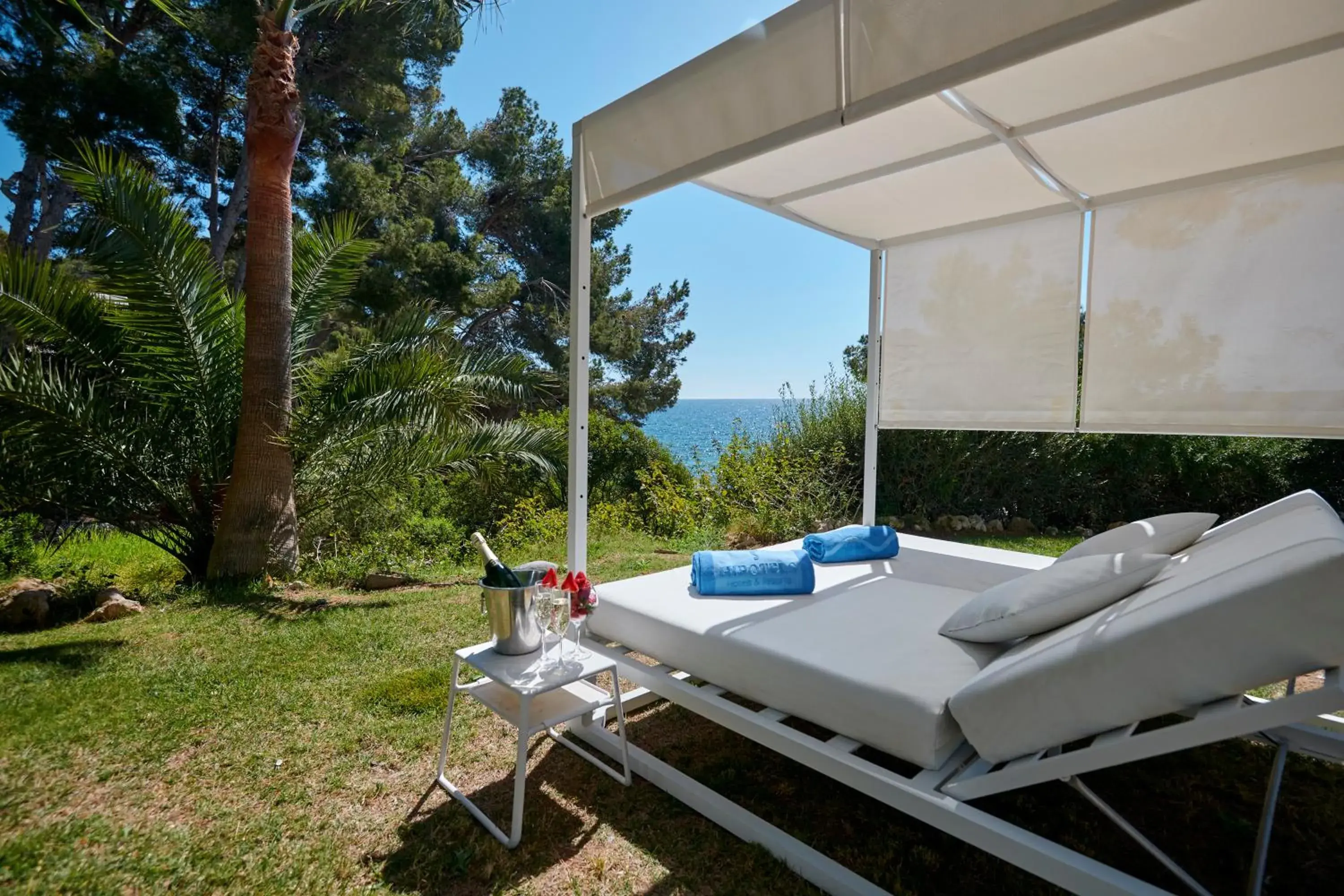 sunbed in Hipotels Eurotel Punta Rotja Spa-Golf