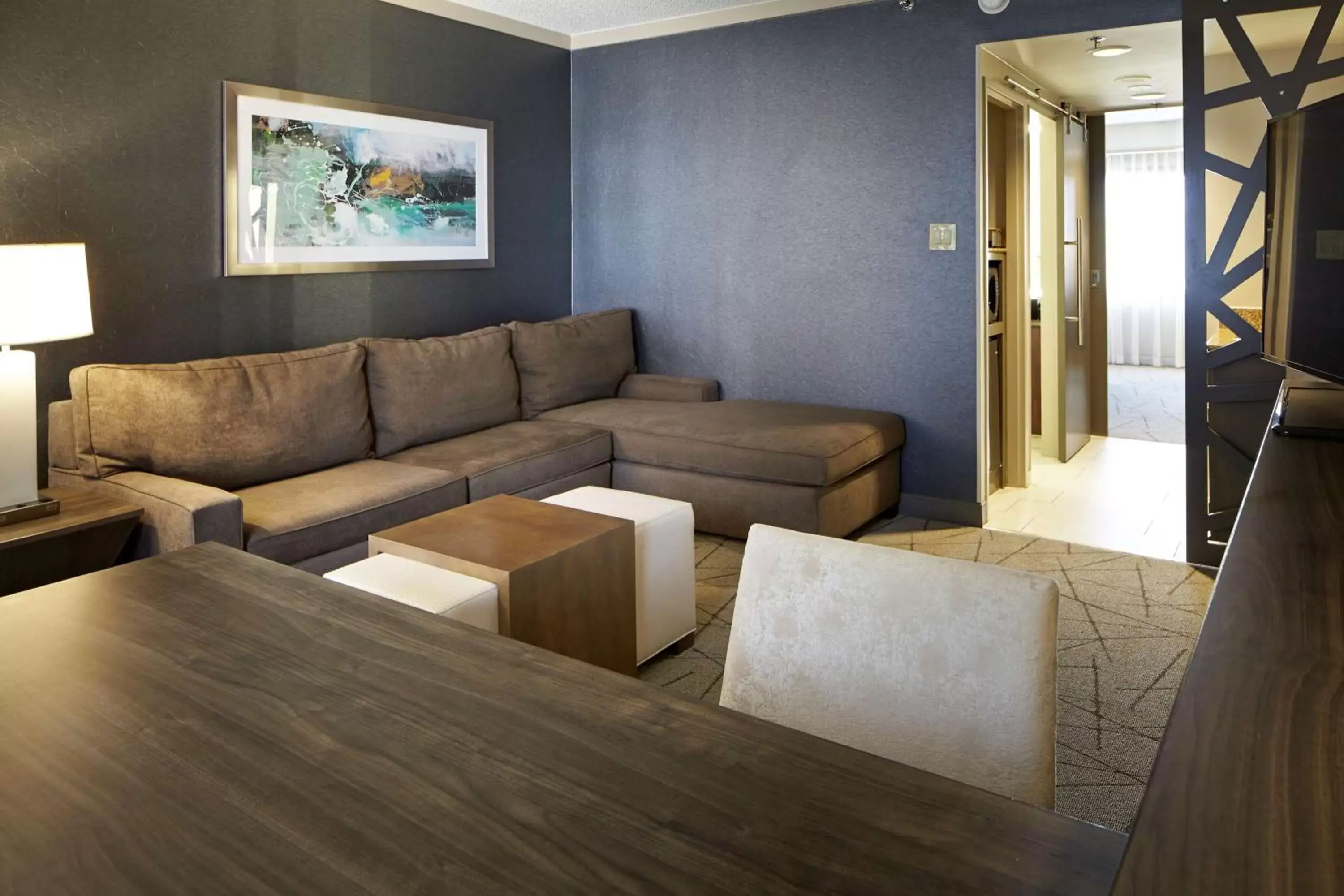 Living room, Seating Area in Embassy Suites by Hilton Atlanta Galleria