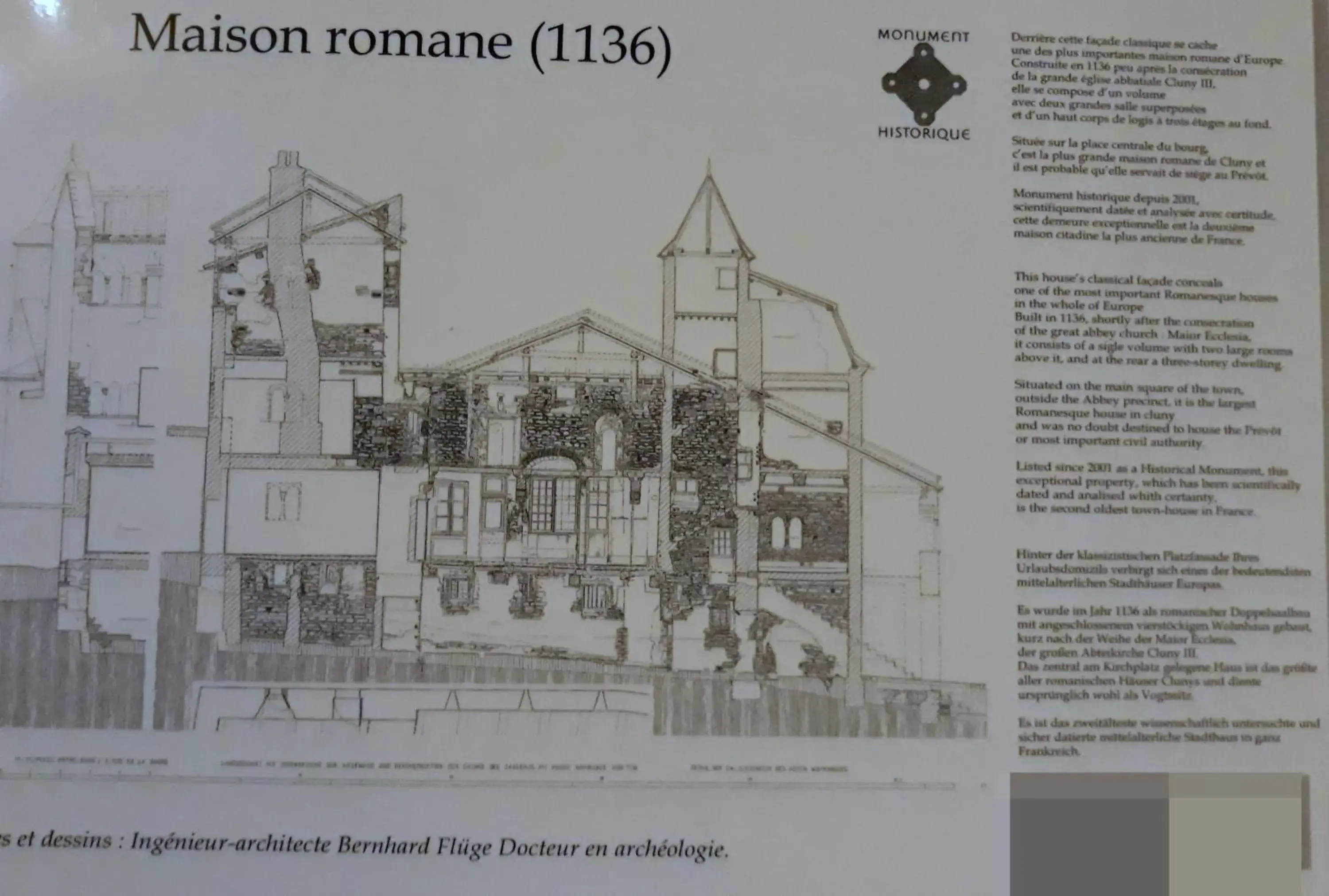 Floor Plan in Maison Romane 1136