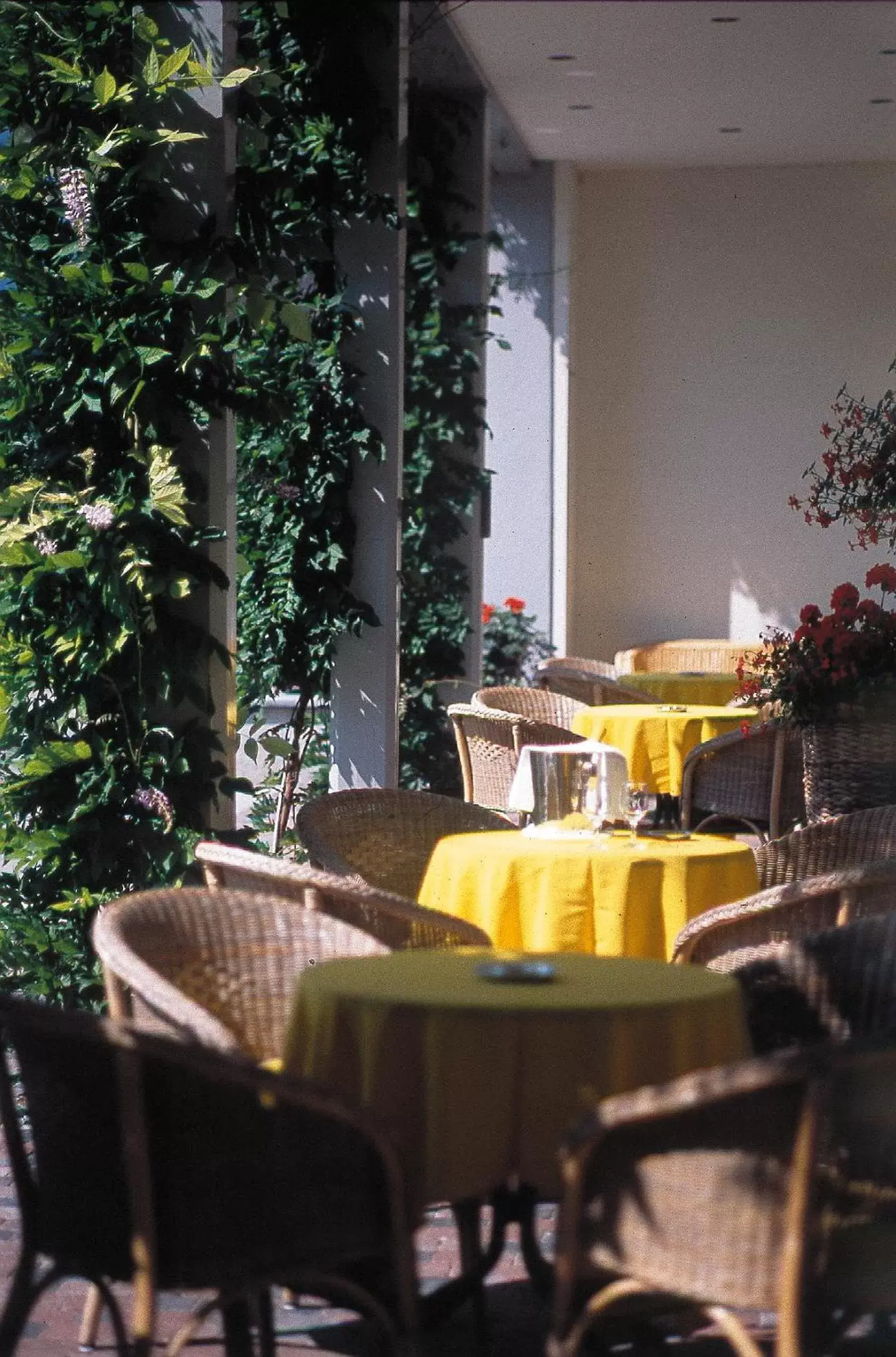 Balcony/Terrace, Restaurant/Places to Eat in Hotel Beausite