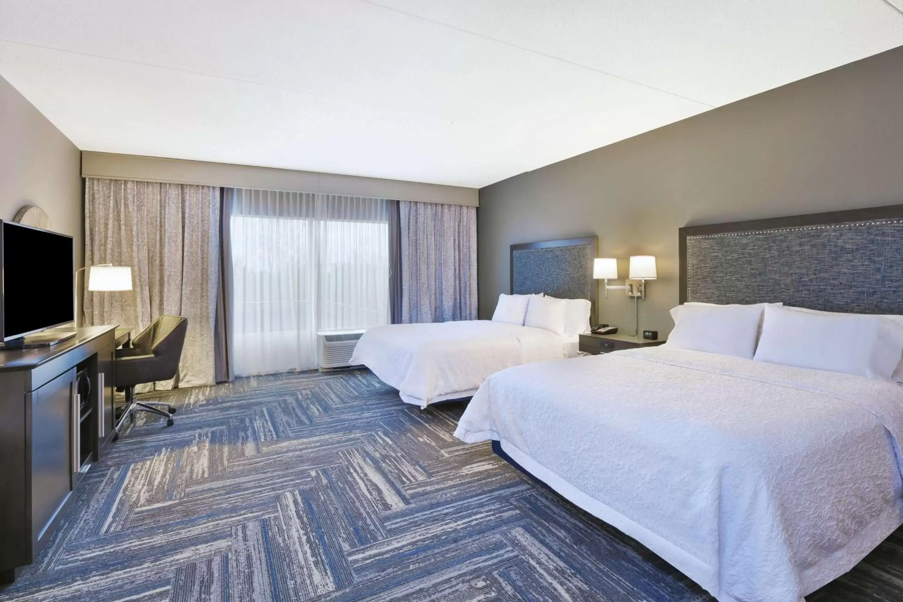 Bedroom in Hampton Inn & Suites Wells-Ogunquit