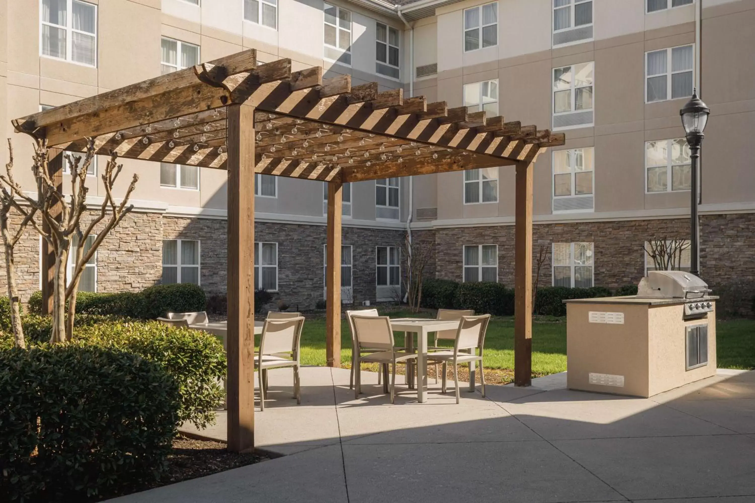 Property building in Homewood Suites by Hilton Knoxville West at Turkey Creek