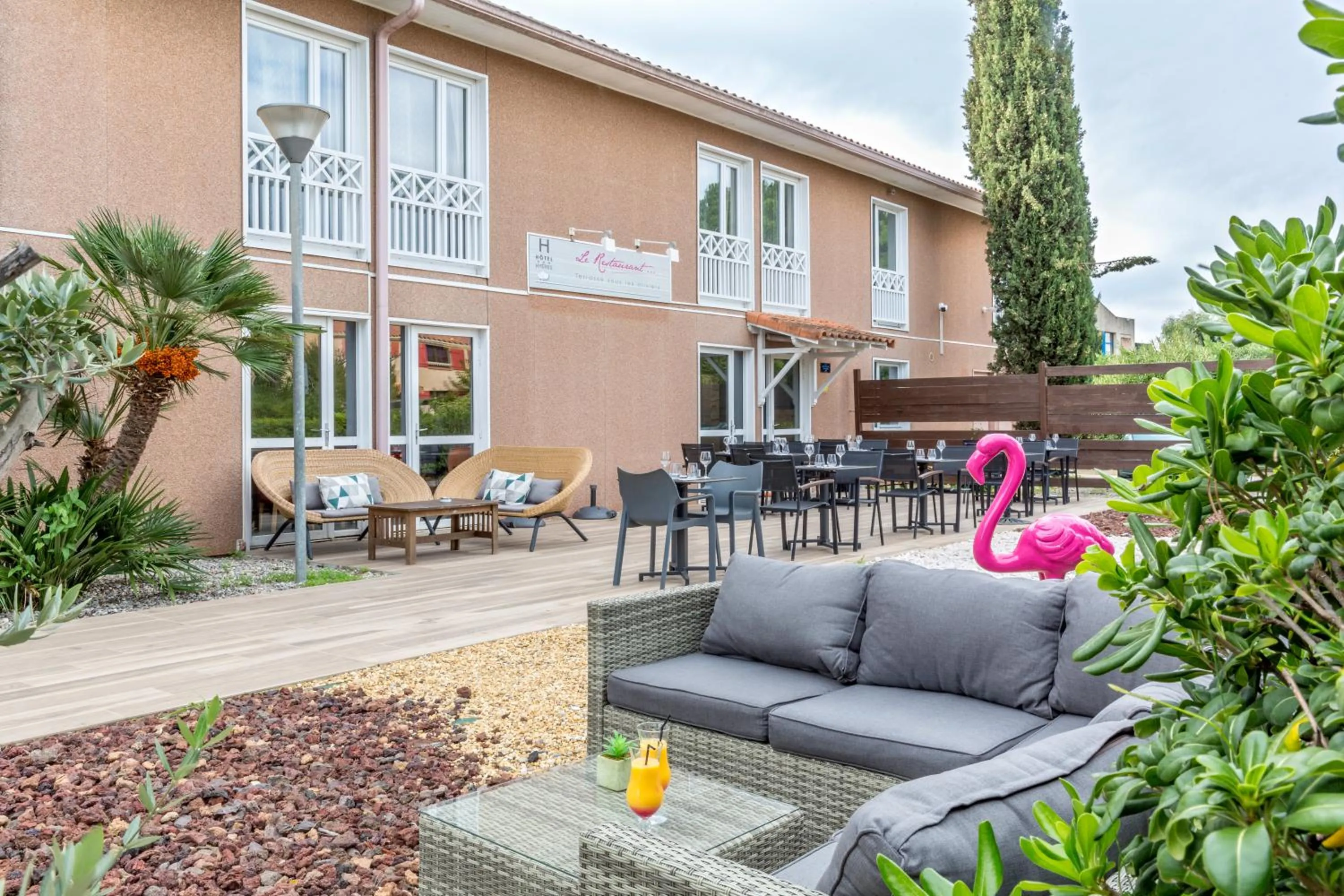 Property building in Best Western Plus Hyères Côte D'Azur