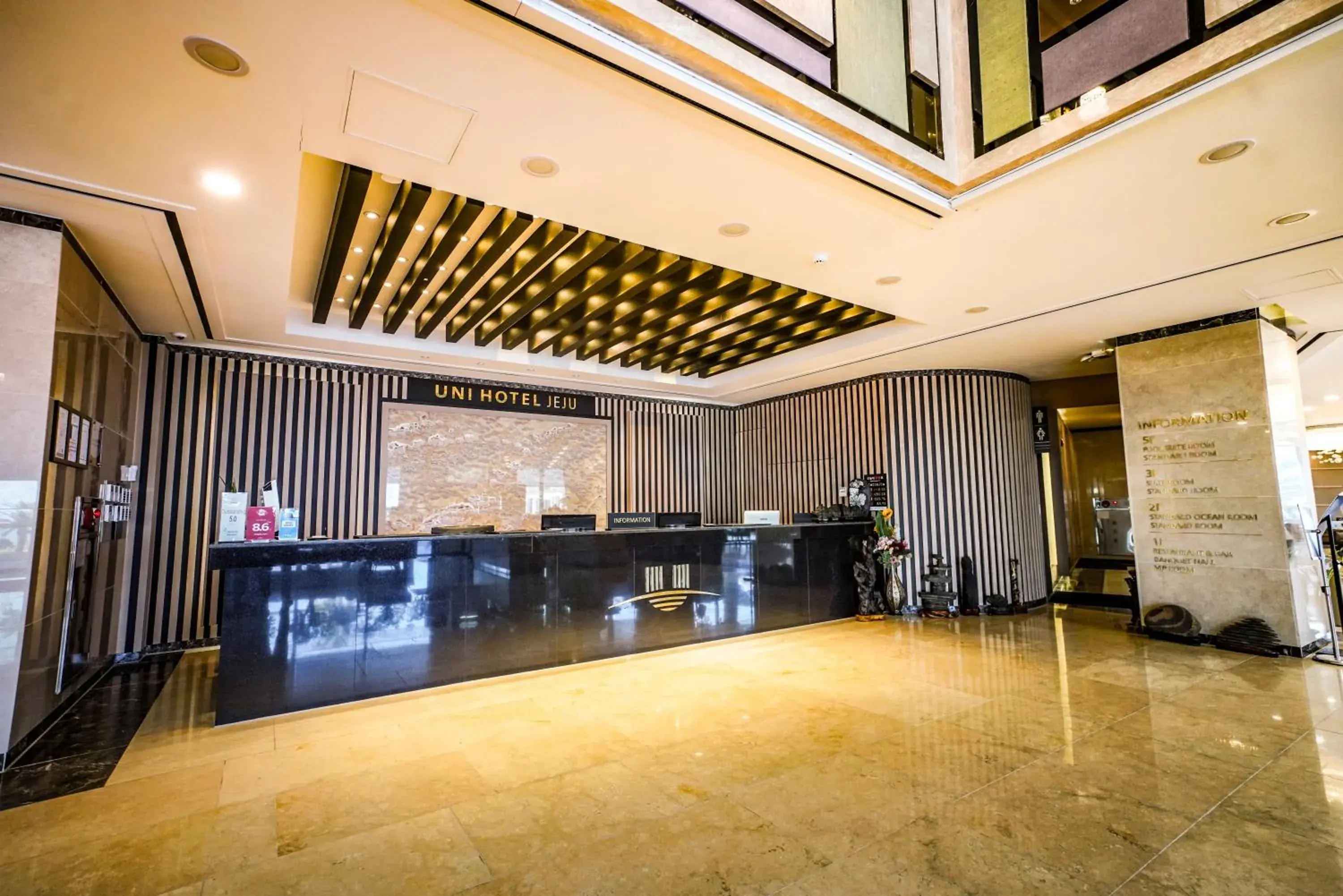 Lobby/Reception in Uni Hotel Jeju
