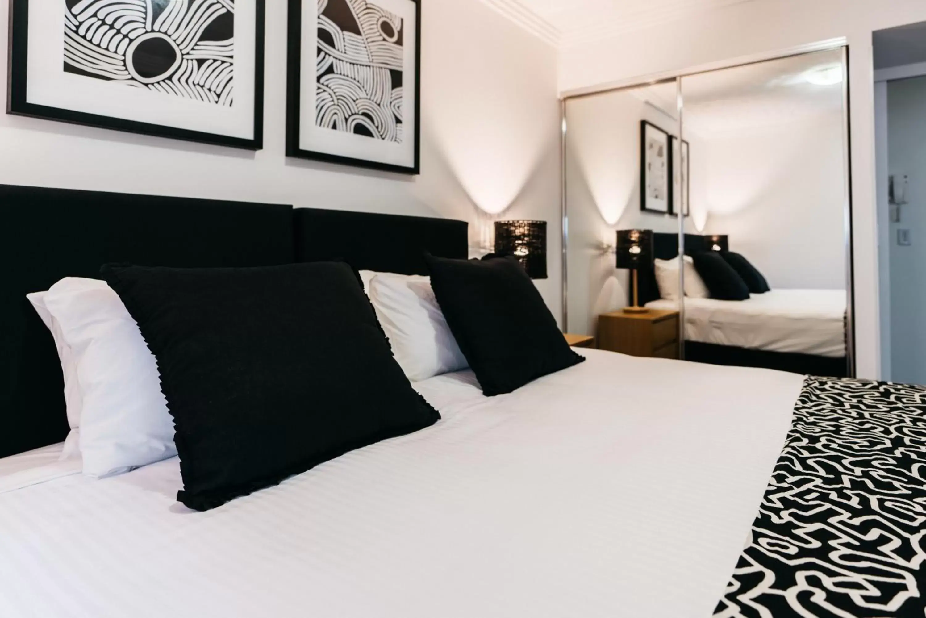 Bedroom, Bed in Gabba Central Apartments