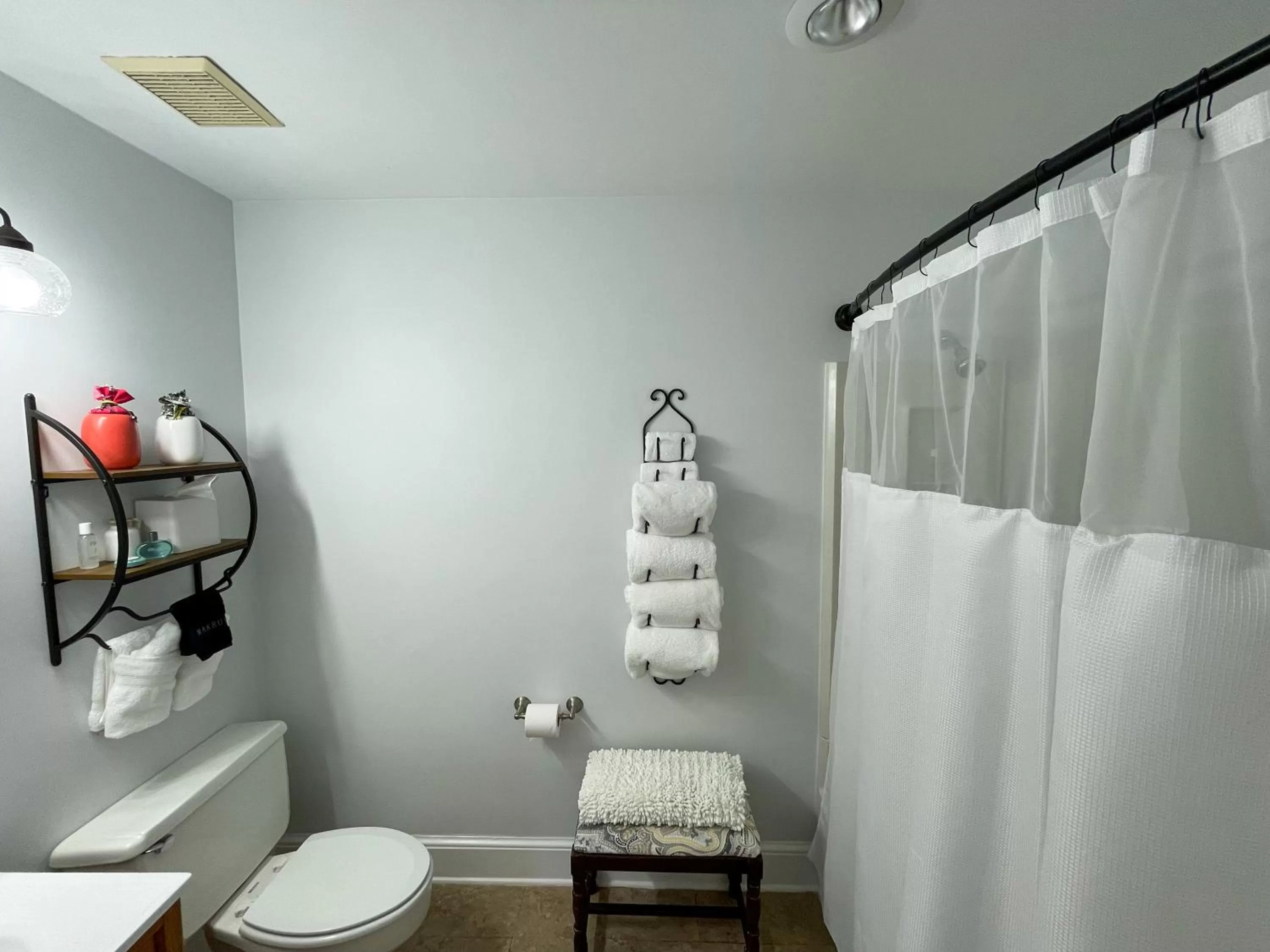 Bathroom in Meadows Inn