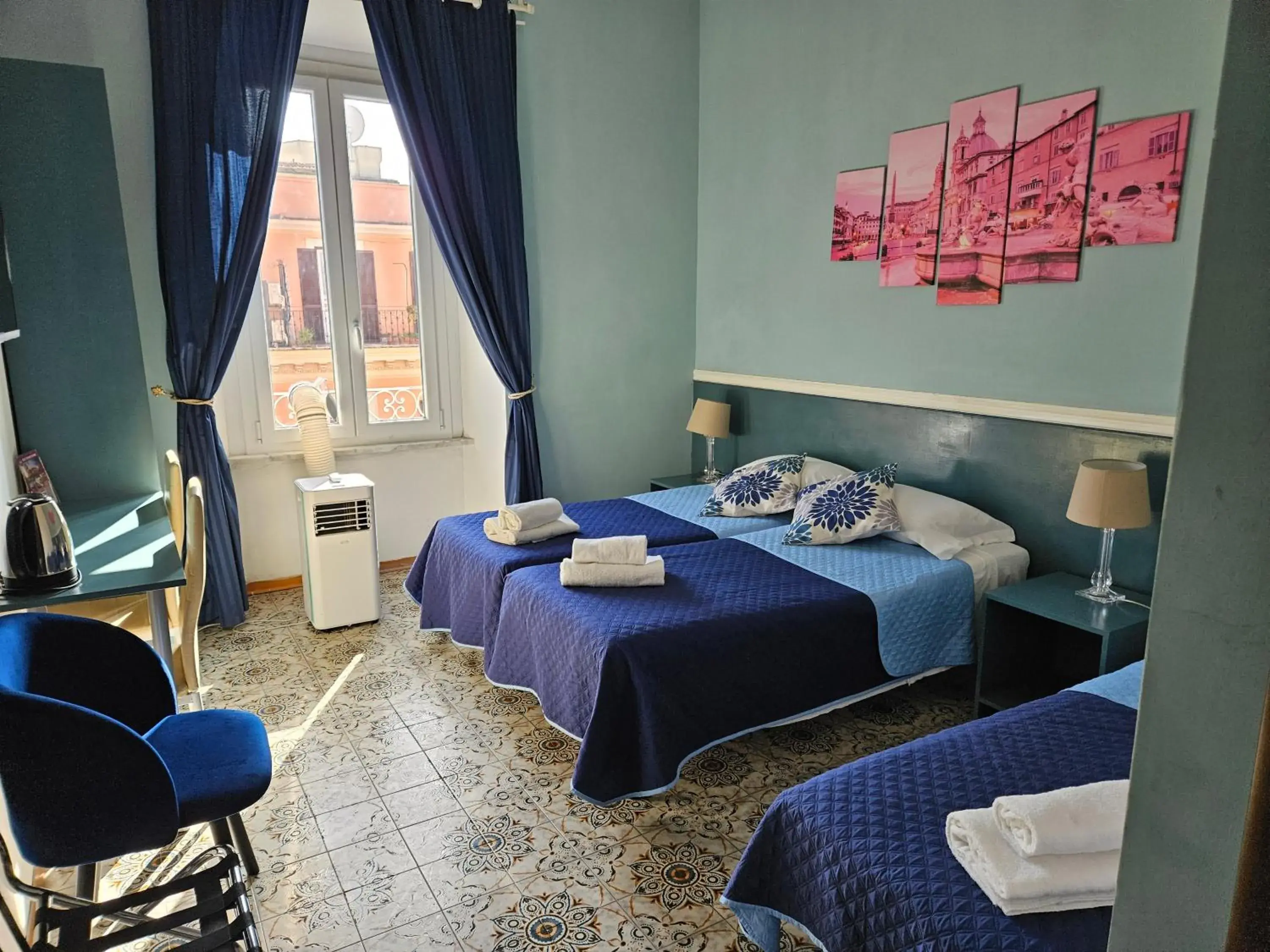 Bedroom, Bed in B&B Girasole Guesthouse