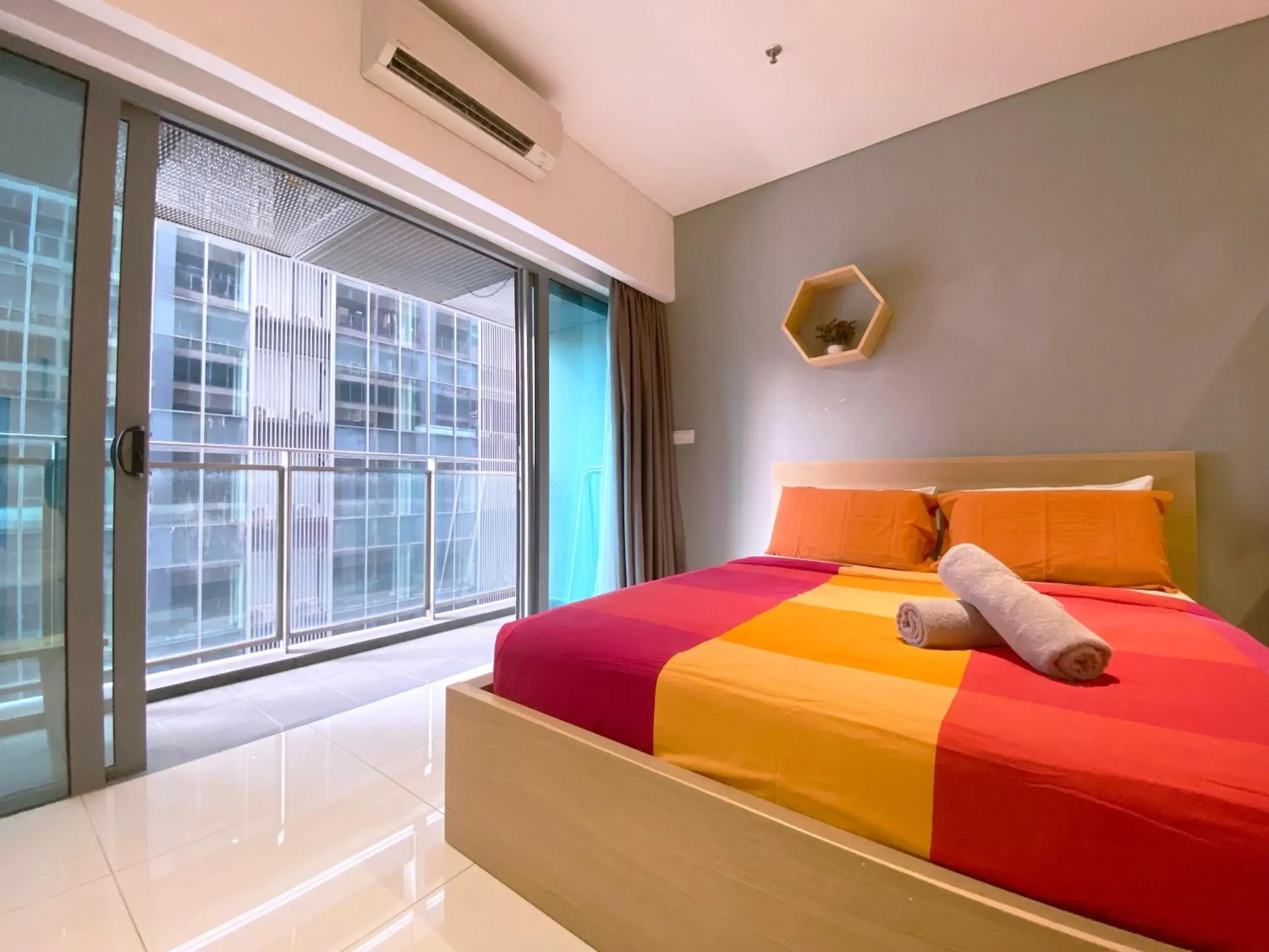 Bed in Mercu Summer Suite KLCC @ Penguin Homes