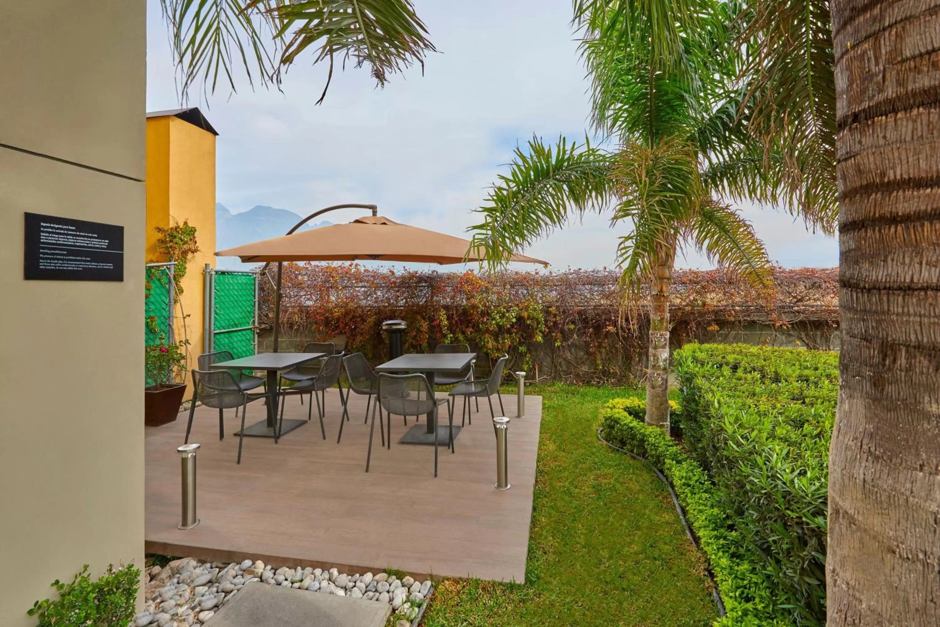 Property building in City Express by Marriott Monterrey Santa Catarina