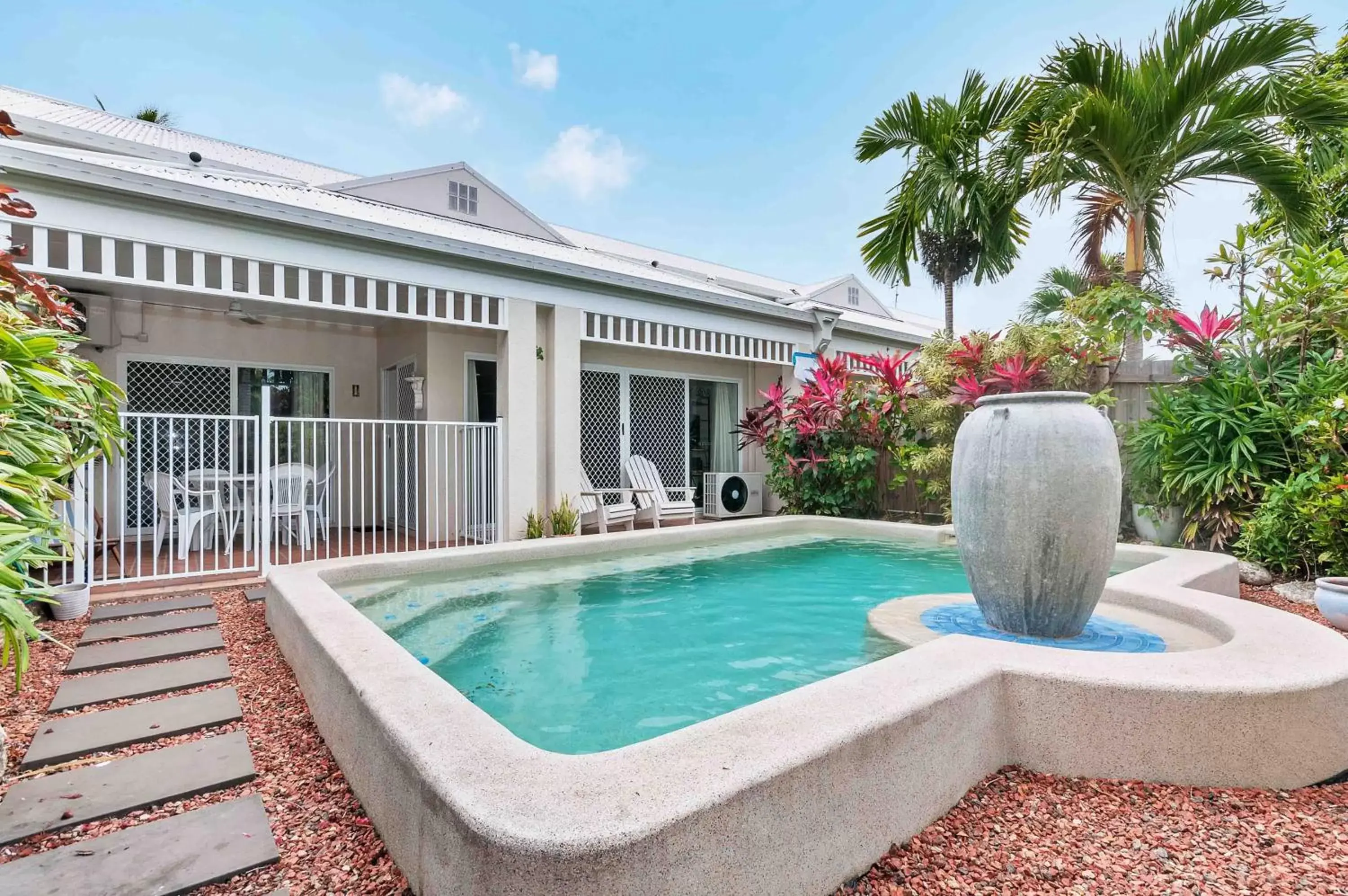 Swimming Pool in The Villas Palm Cove