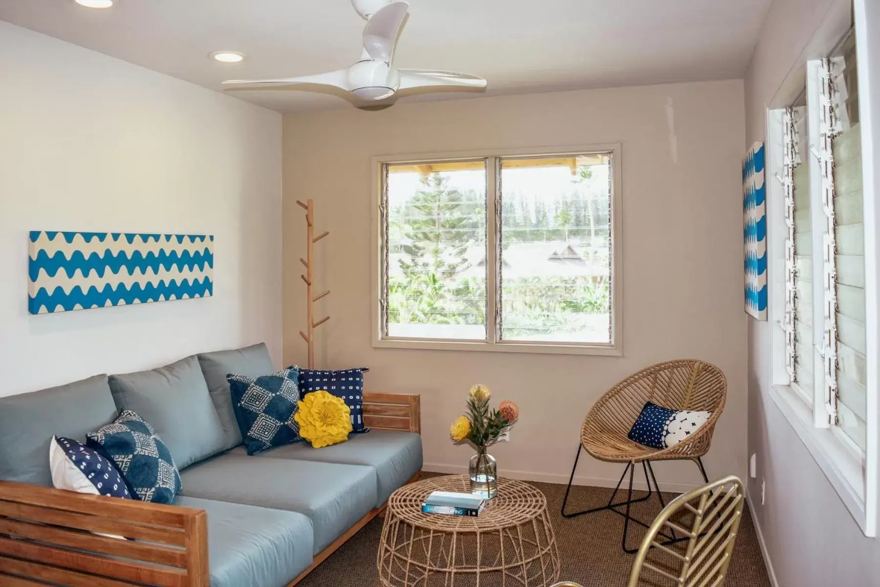 Living room in Napili Village Hotel