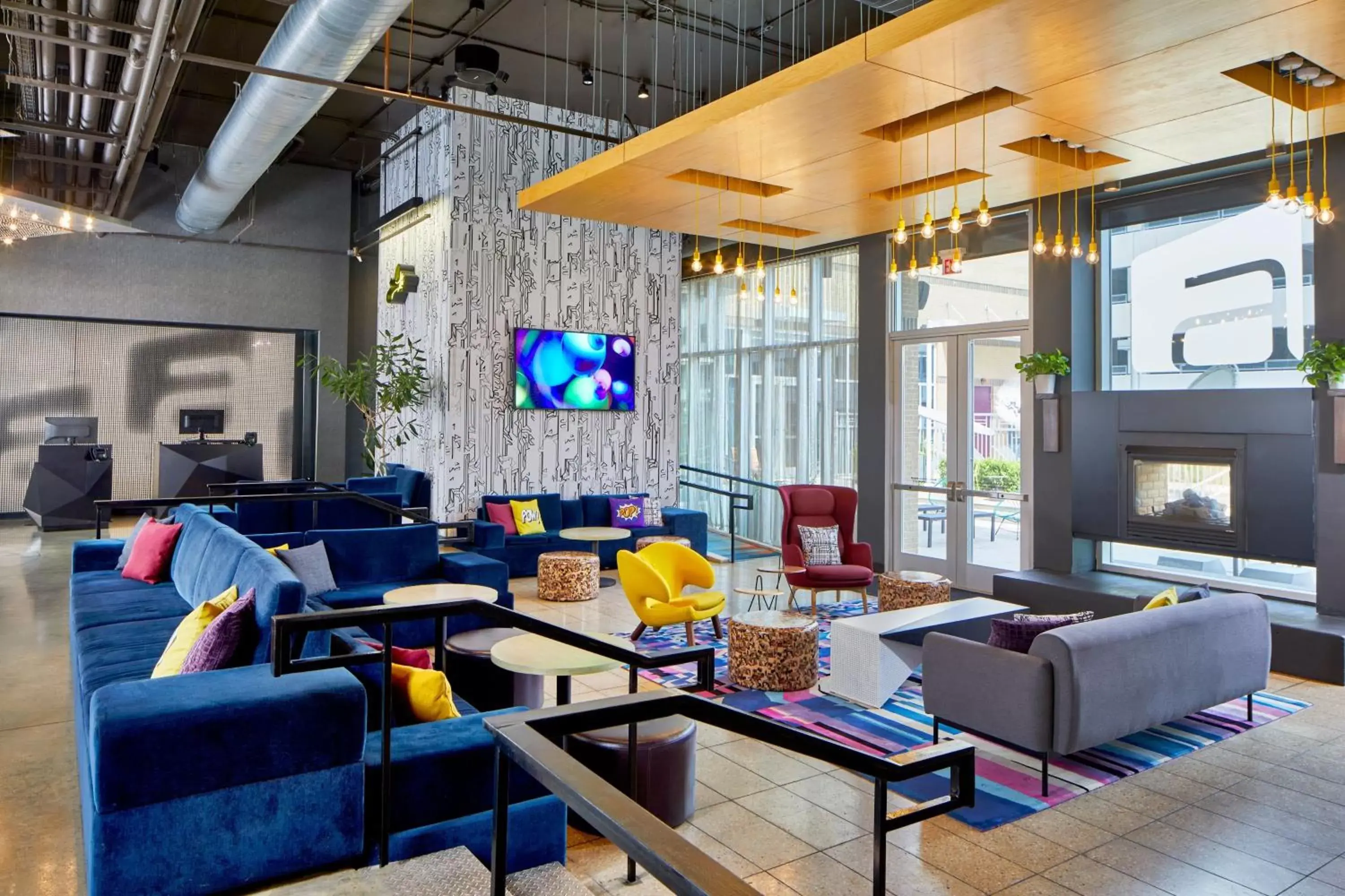 Lobby or reception, Lounge/Bar in Aloft Austin at The Domain