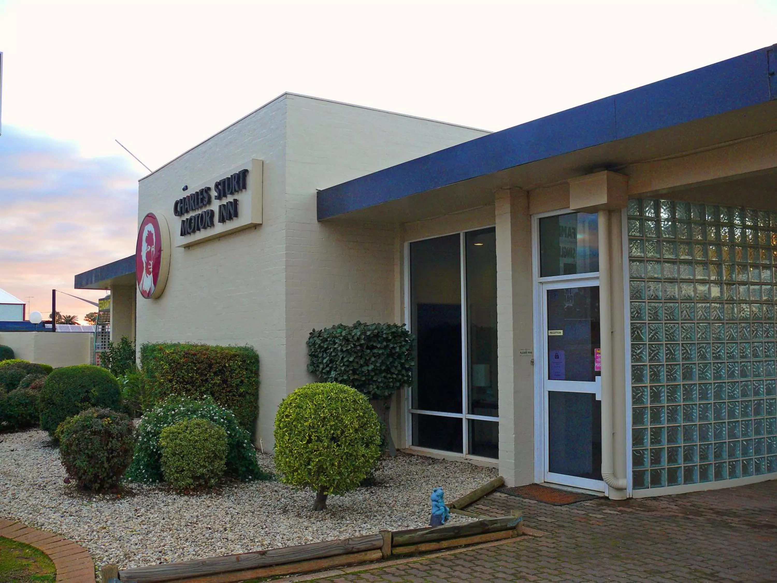 Charles Sturt Motor Inn