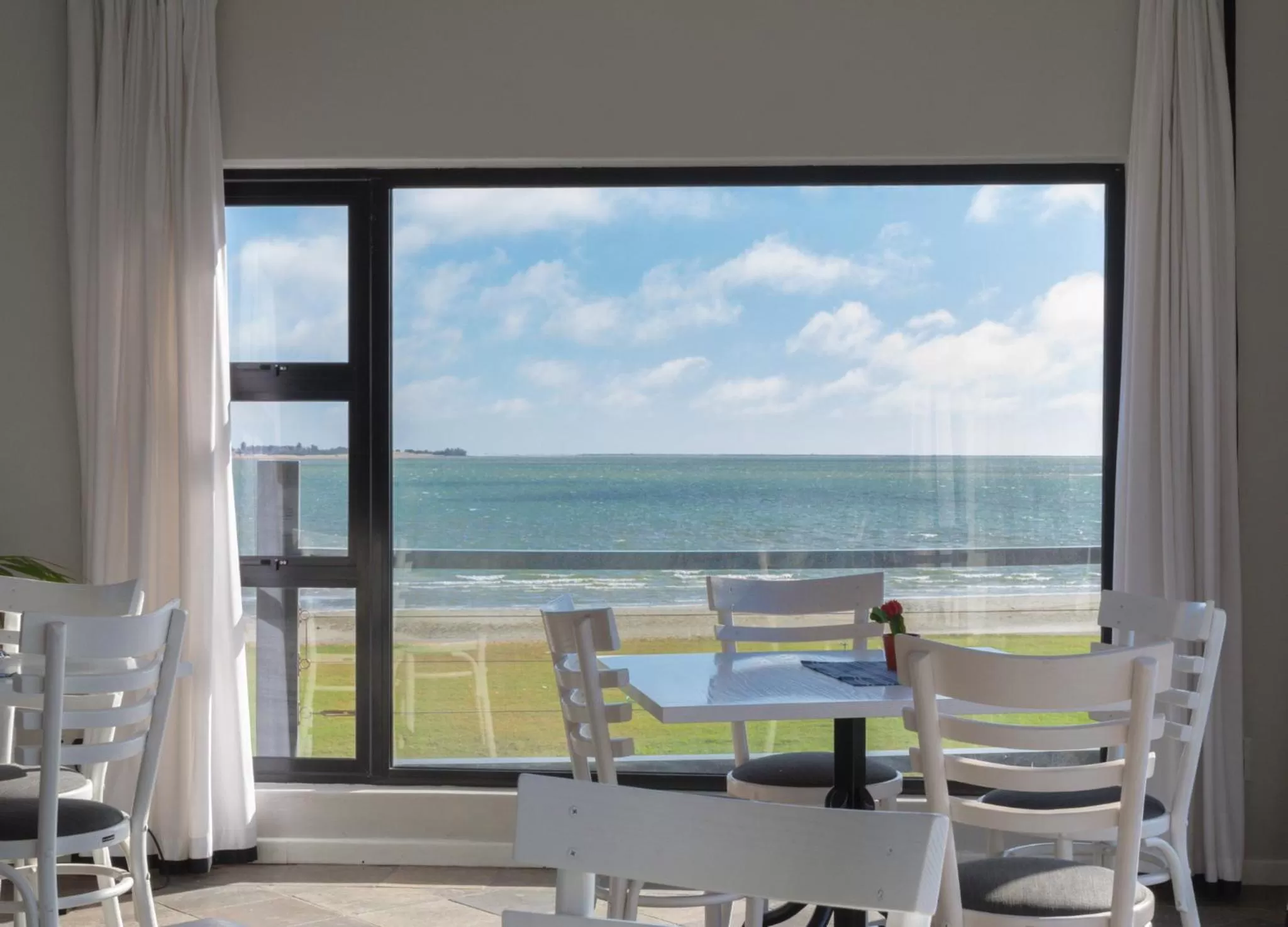 Breakfast in Oyster Box Guesthouse