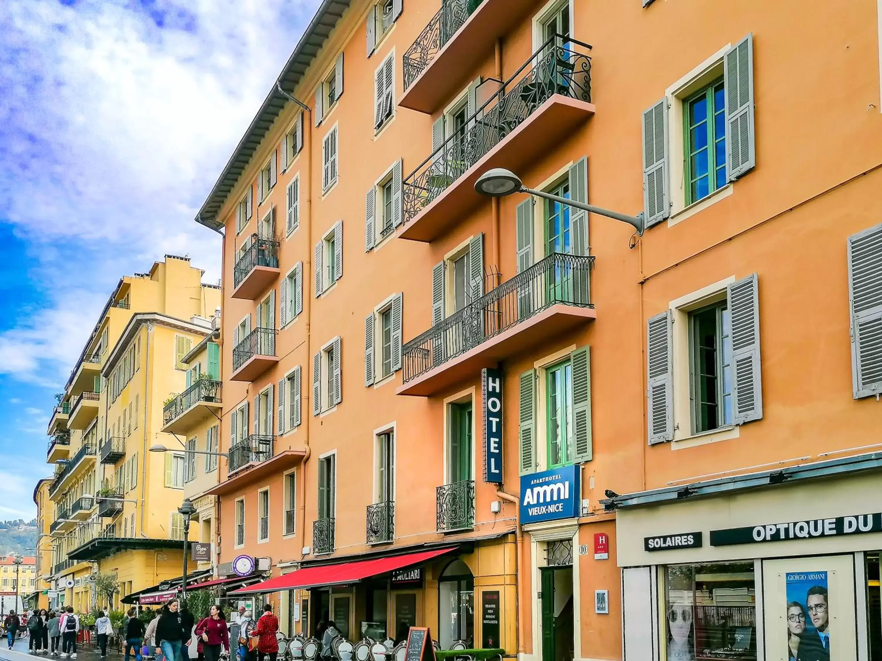 Facade/entrance, Property Building in Aparthotel AMMI Vieux Nice