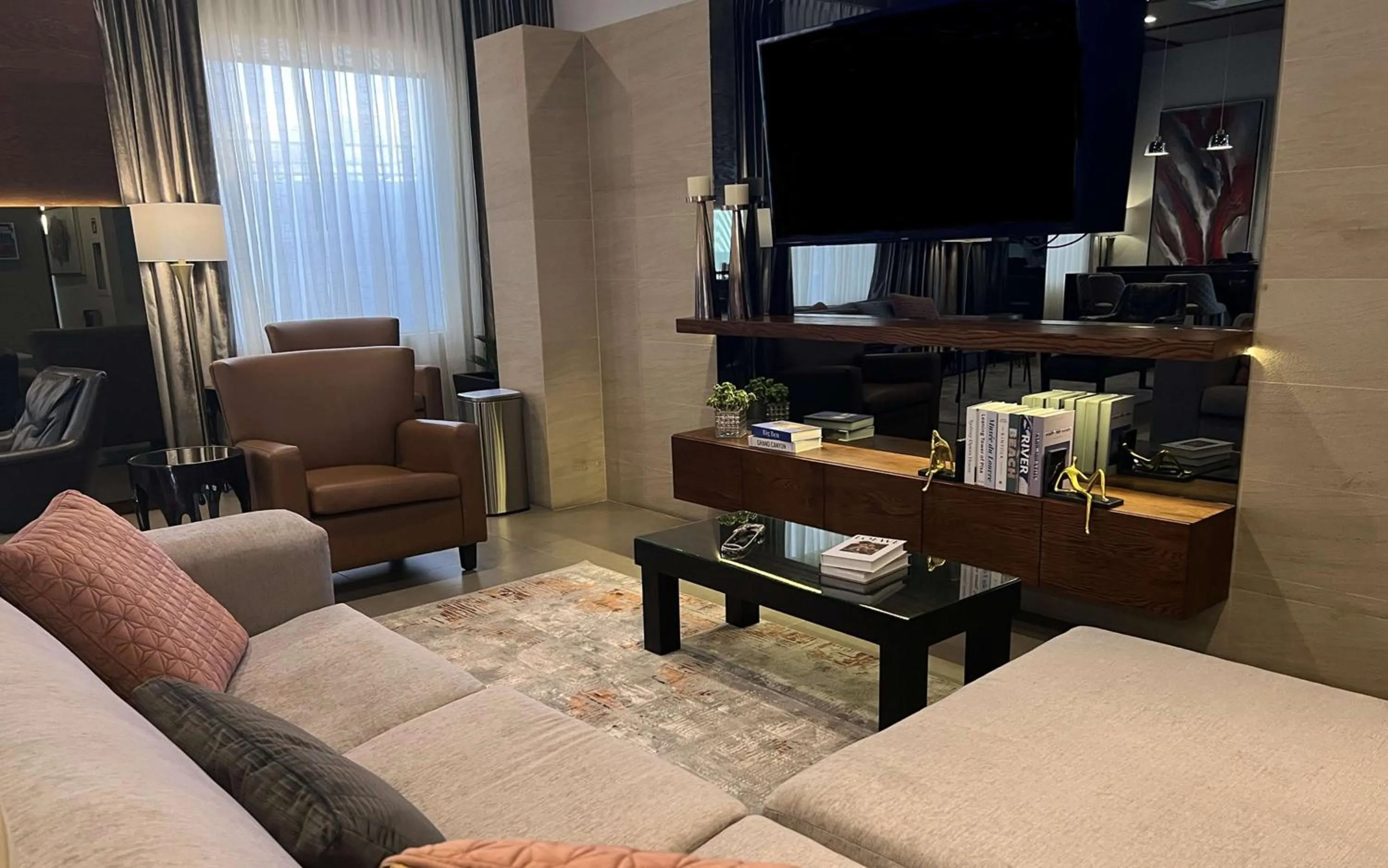 Lobby or reception in Best Western Plus Chihuahua Juventud