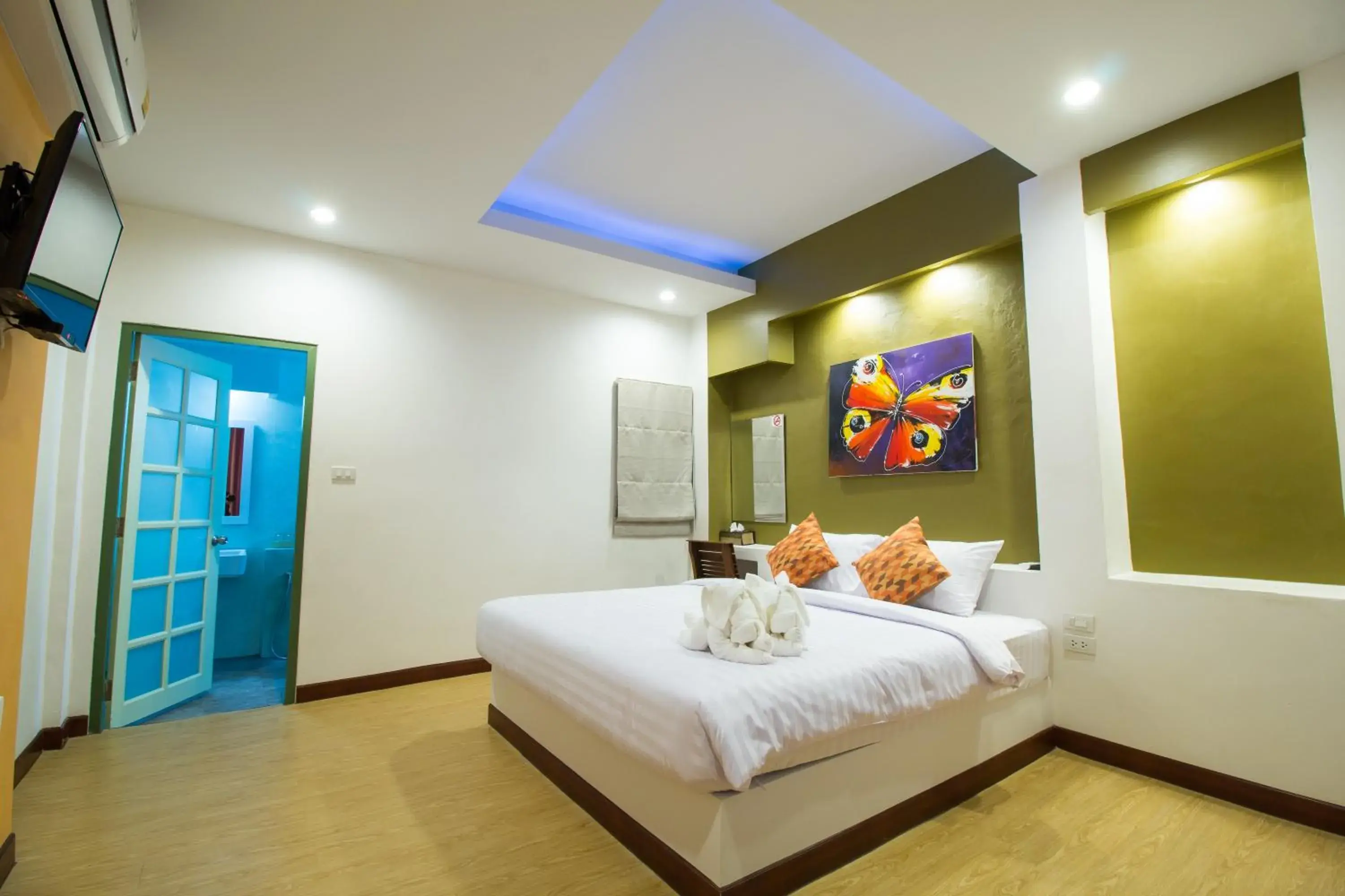 Bed in Green Terrace Resort & Restaurant