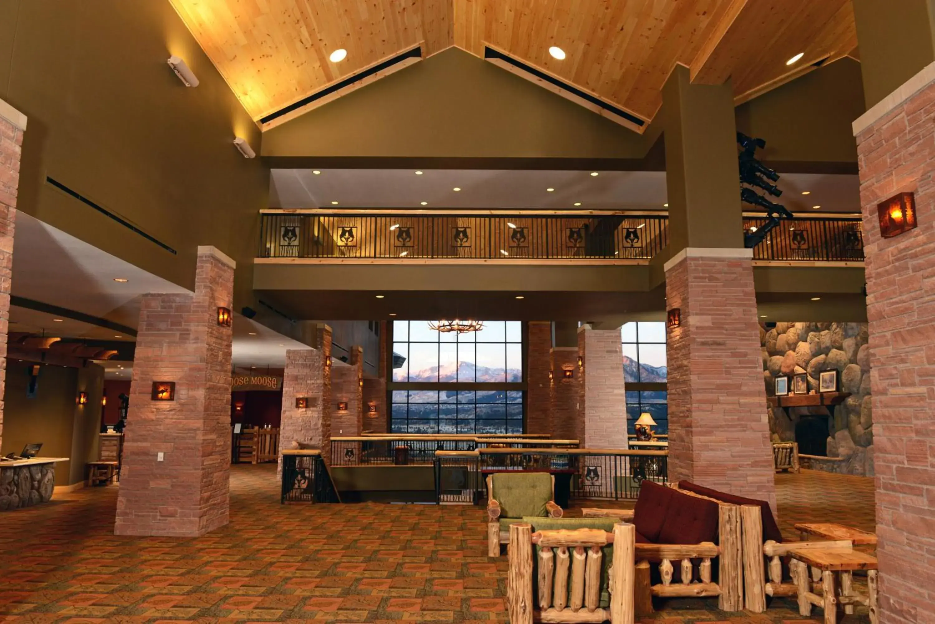 Facade/entrance, Restaurant/Places to Eat in Great Wolf Lodge Colorado Springs